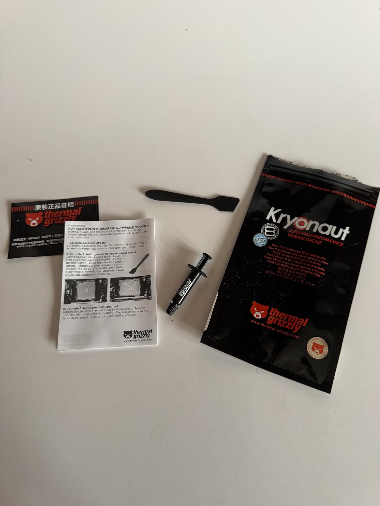 Thermal Grizzly Kryonaut - 1 Gram - Extremly High Performance Thermal Paste - for Demanding Applications and Overclocking CPU/GPU/PS4/PS5/Xbox customer photo 2