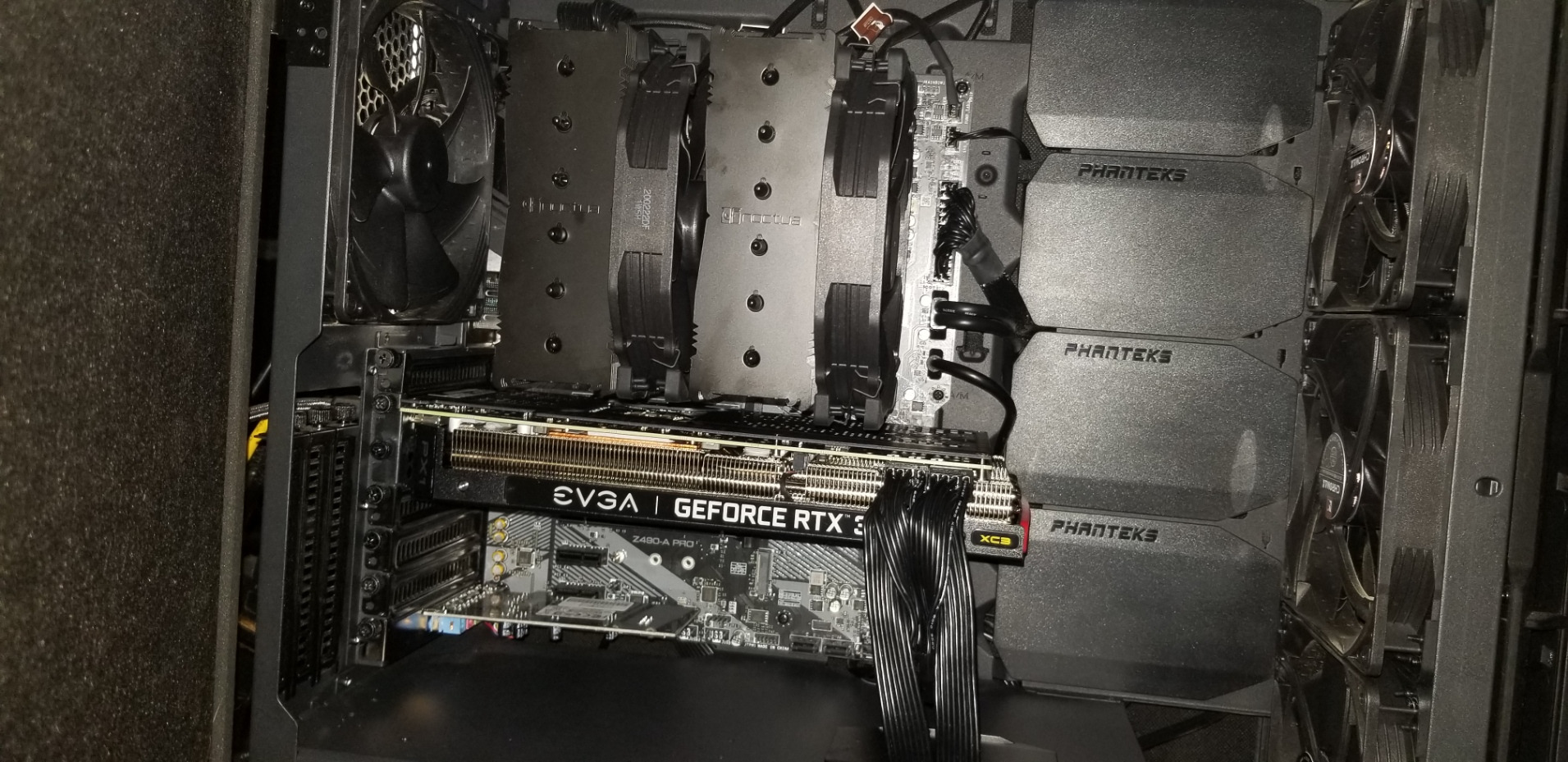 Intel Core i7-10700K Desktop Processor 8 Cores up to 5.1 GHz Unlocked LGA1200 (Intel 400 Series Chipset) 125W (BX8070110700K) customer photo 1