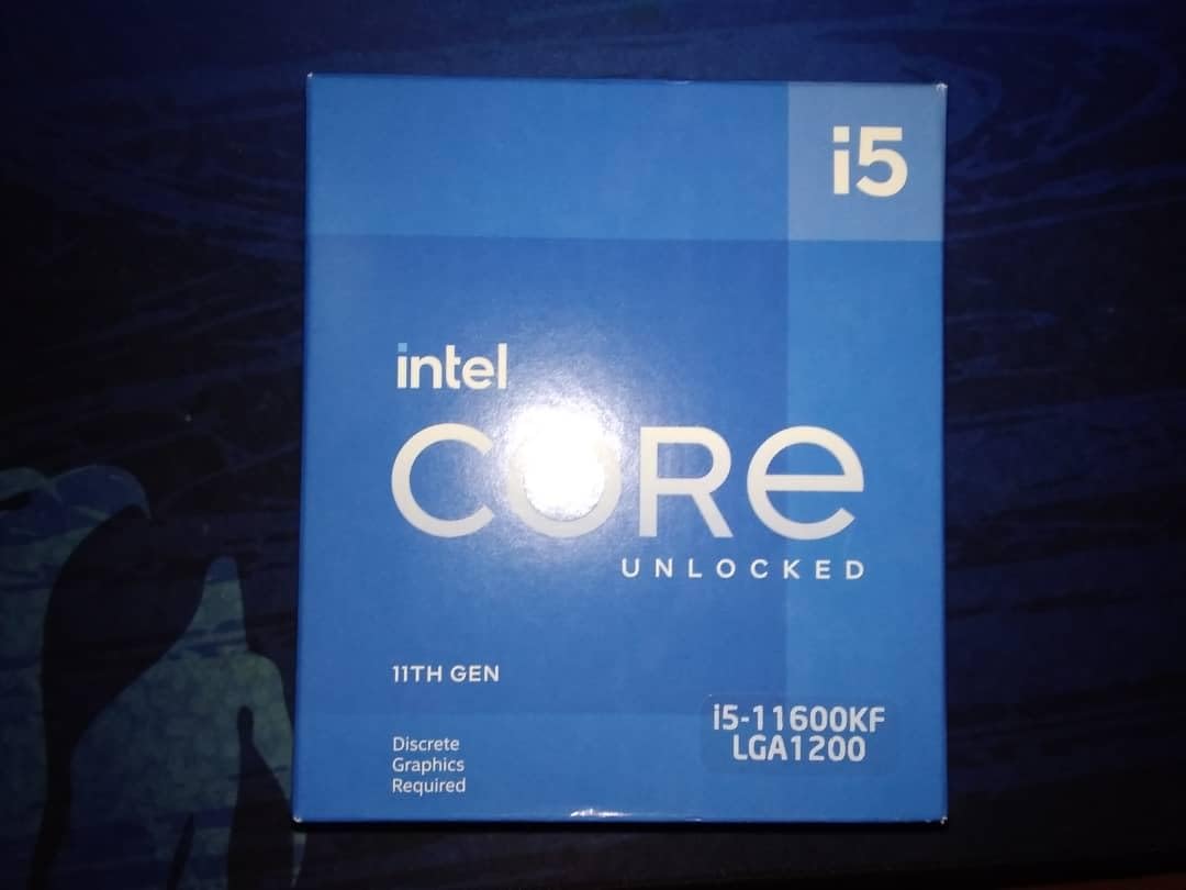 Intel CoreTM i5-11600KF Desktop Processor 6 Cores up to 4.9 GHz Unlocked LGA1200 customer photo 2