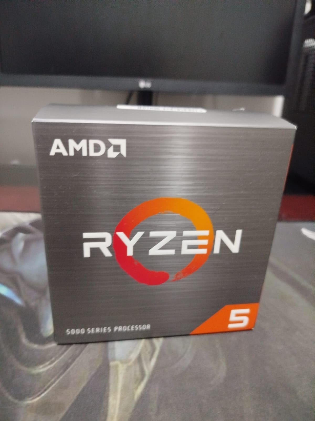 Ryzen 5 5600 6-Core, 12-Thread Unlocked Desktop Processor with Wraith Stealth Cooler customer photo 2