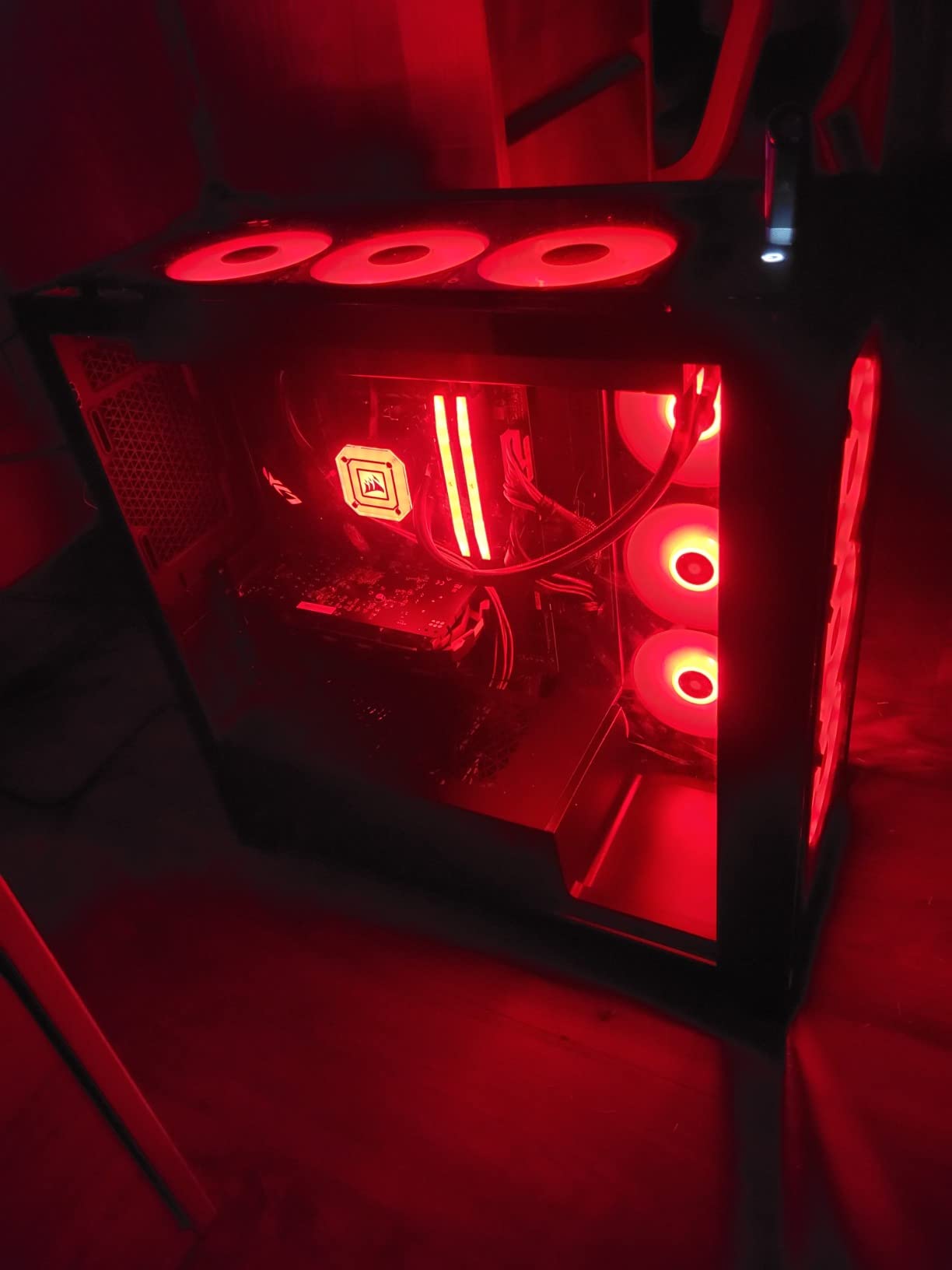 AMD Ryzen 9 7900X 12-Core, 24-Thread Unlocked Desktop Processor customer photo 2