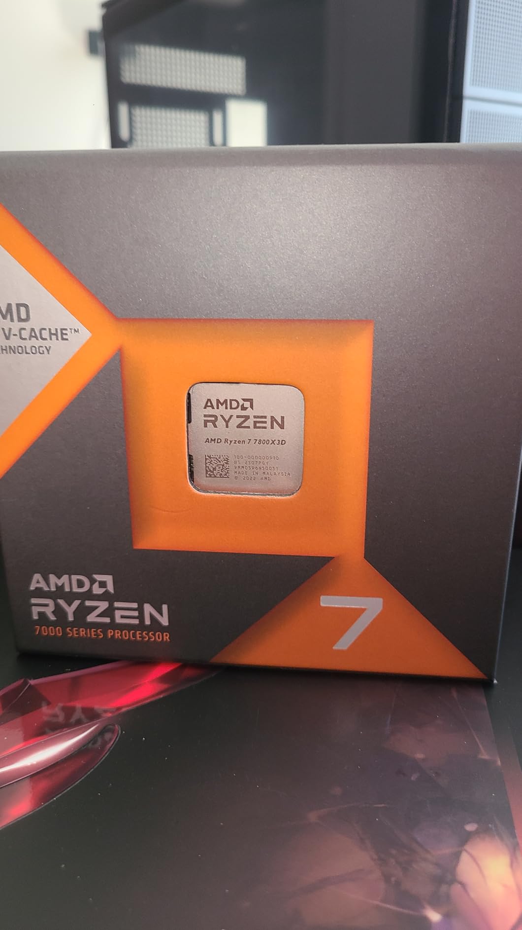 AMD Ryzen 7 7800X3D 8-Core, 16-Thread Desktop Processor customer photo 1