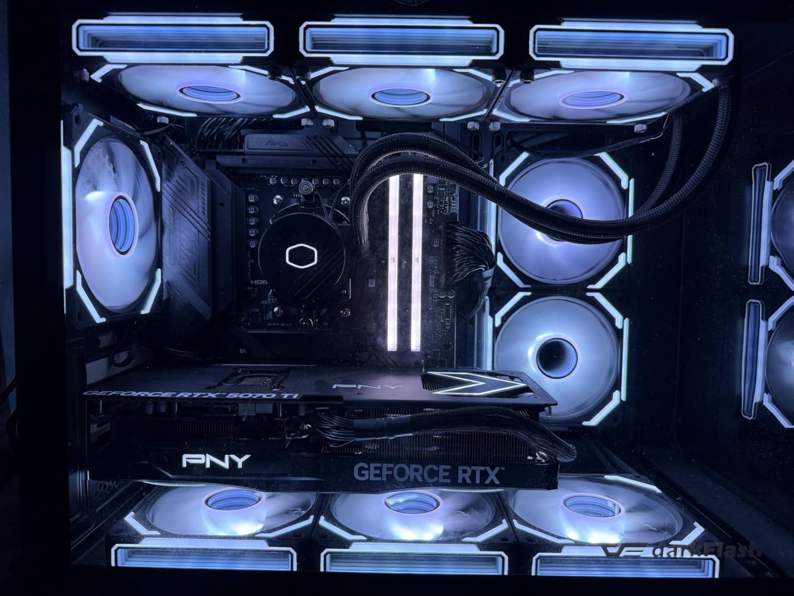Cooler Master MasterLiquid 360L Core 360mm Close-Loop AIO Liquid Cooler, ARGB Sync, Gen S Coldplate Pump, 120mm PWM, CryoFuze 14W/mK, AMD Ryzen AM5/AM4, Intel LGA1700/1200 (MLW-D36M-A18PZ-R1) , Black customer photo 2