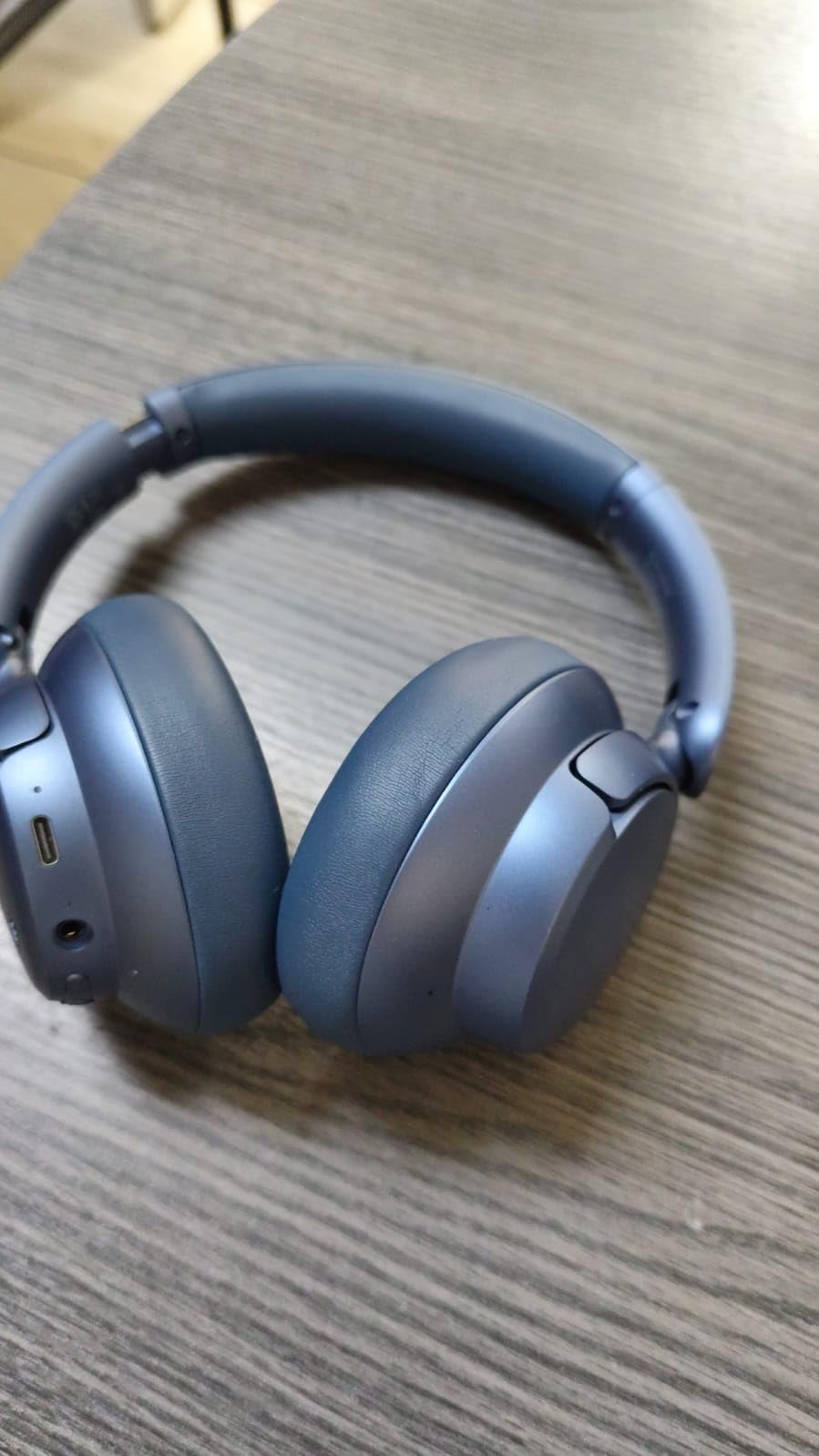 BERIBES Upgraded Hybrid Active Noise Cancelling Headphones with Transparent Modes,70H Playtime Bluetooth Headphones Wireless Bluetooth with Mic, Deep Bass,3.5MM Cable,Soft-Earpads,Fast Charging-Black customer photo 2