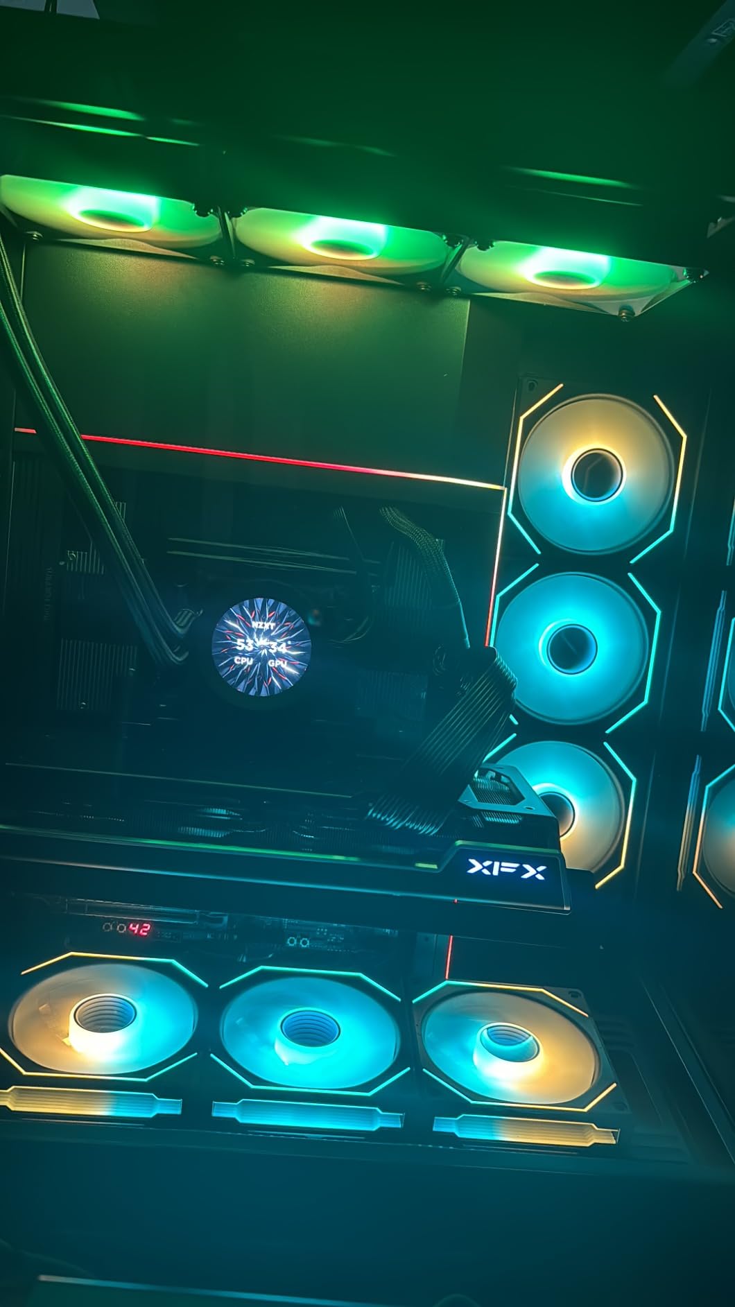 AMD Ryzen Threadripper 7960X 24-Core, 48-Thread Processor customer photo 1