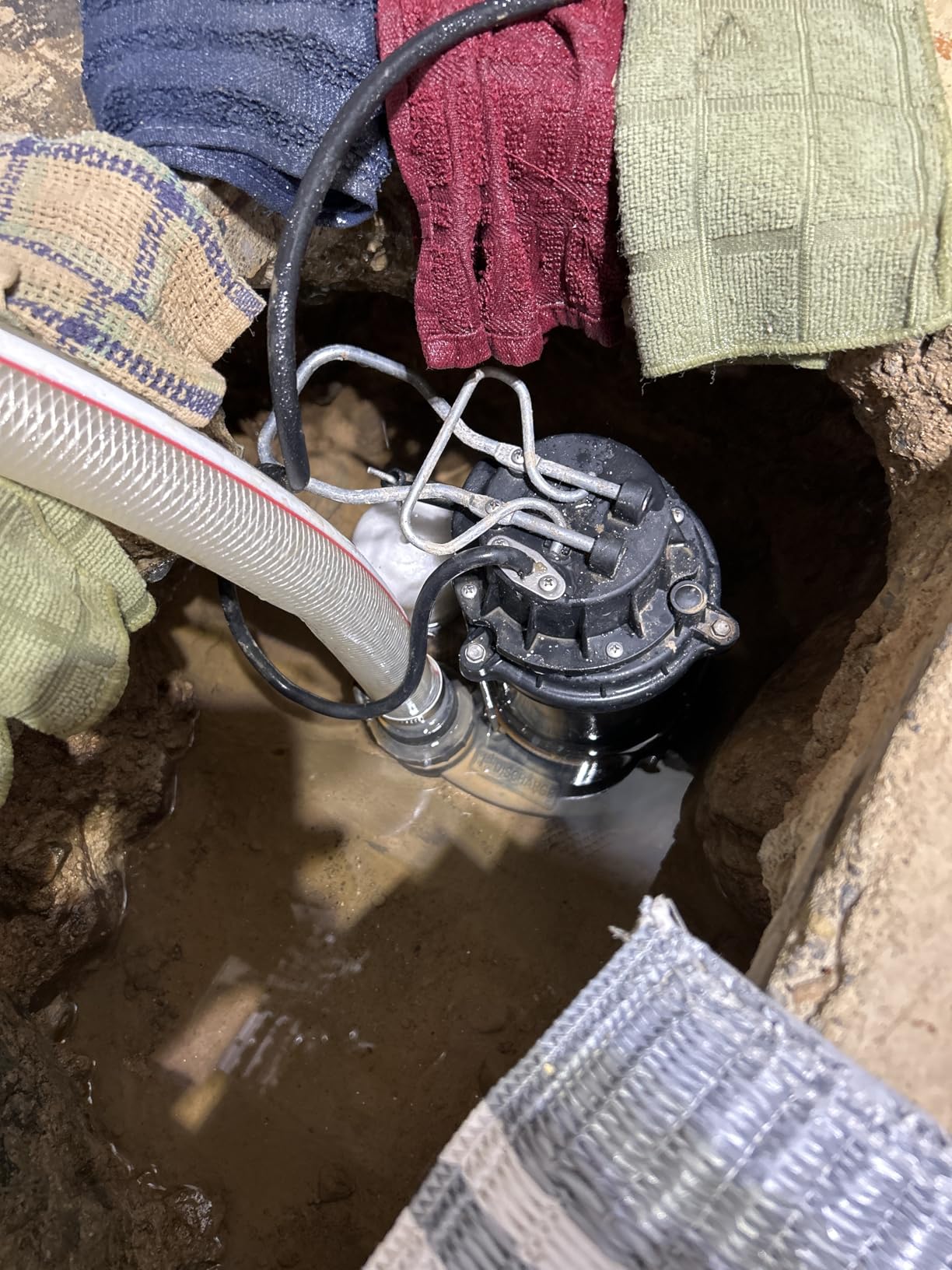 WAYNE CDU790 - 1/3 HP Submersible Cast Iron and Stainless Steel Sump Pump with Integrated Vertical Float Switch - Up to 4,600 Gallons Per Hour - Heavy Duty Basement Sump Pump, Black customer photo 1