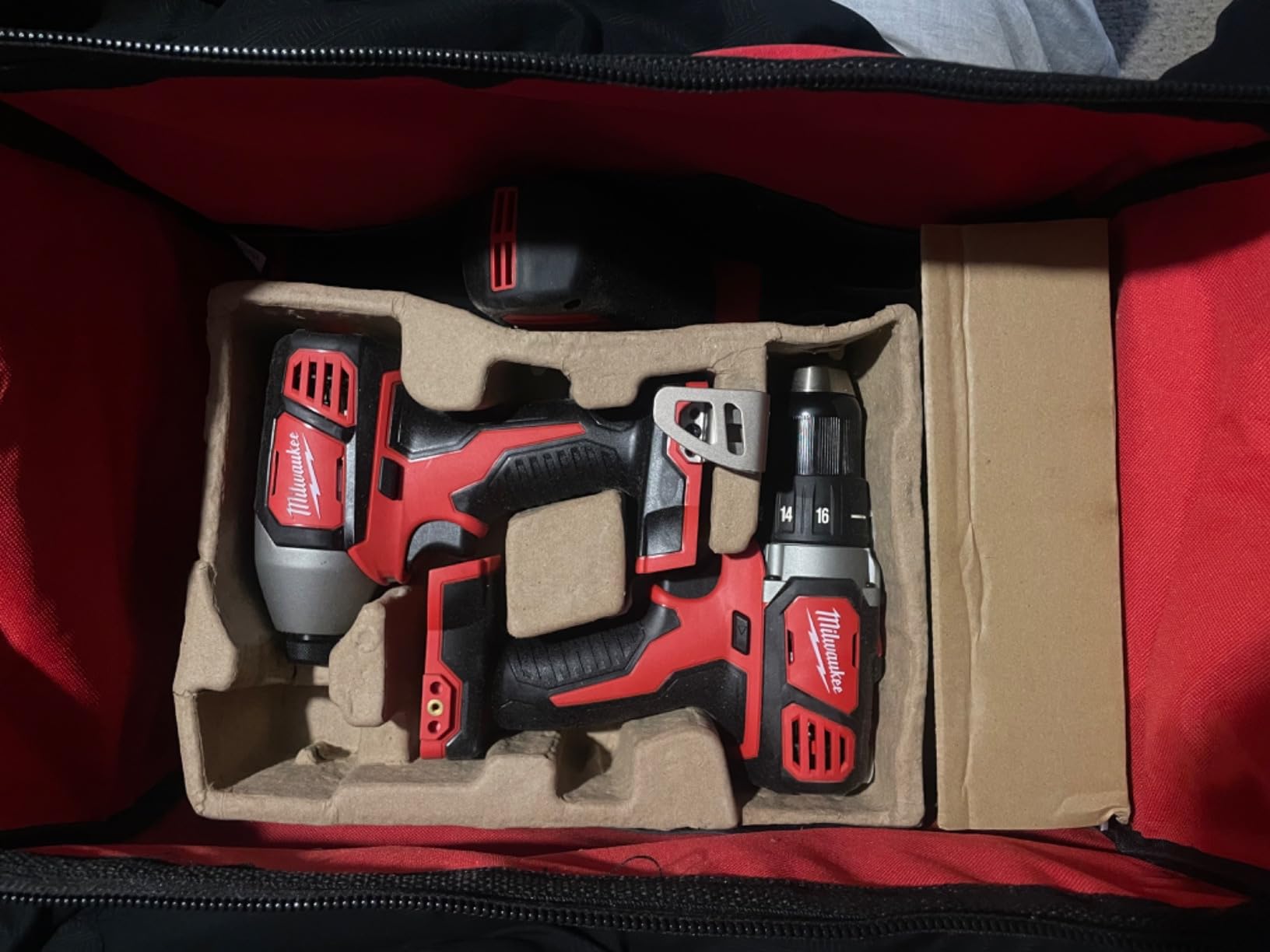 Milwaukee 2695-24 M18 18V Cordless Power Tool Combo Kit (4-Tool: Hammer Drill, Impact Driver, Reciprocating Saw, Work Light) customer photo 1