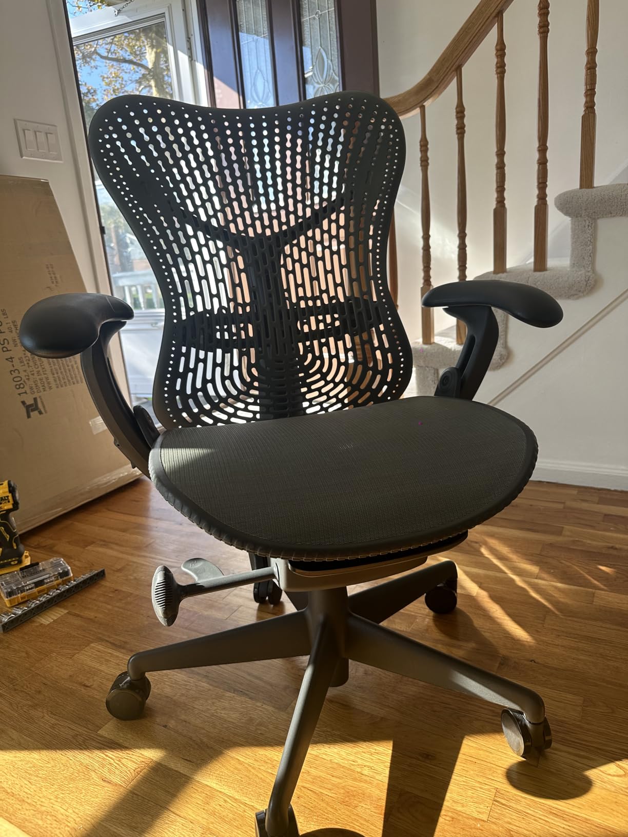 Mirra Chair by Herman Miller: Fully Featured w/Forward Tilt - Adjustable Arms - FlexFront Seat - Tilt Limiter - Lumbar Support - Hard Floor Casters - Graphite Frame/Graphite Seat customer photo 2