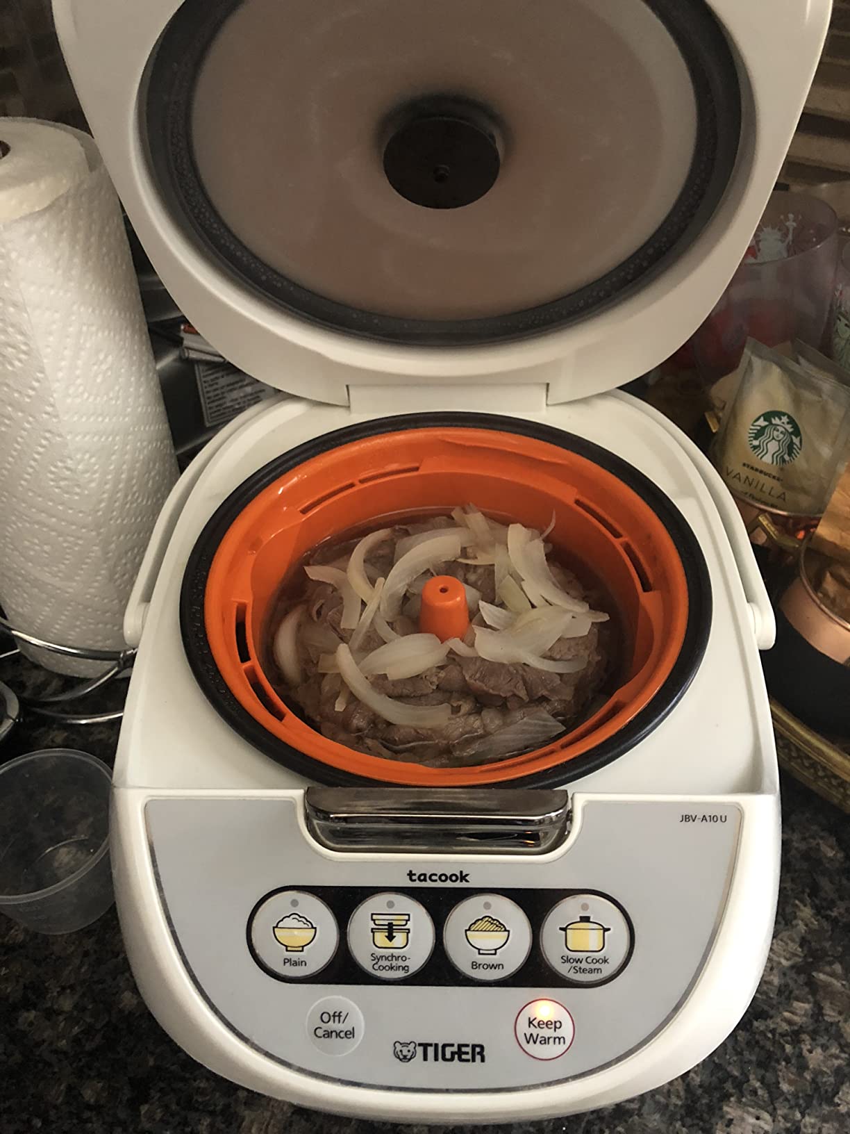 Tiger JBV-A10U 5.5-Cup Micom Rice Cooker and Warmer with Tacook Food Steamer, White customer photo 2