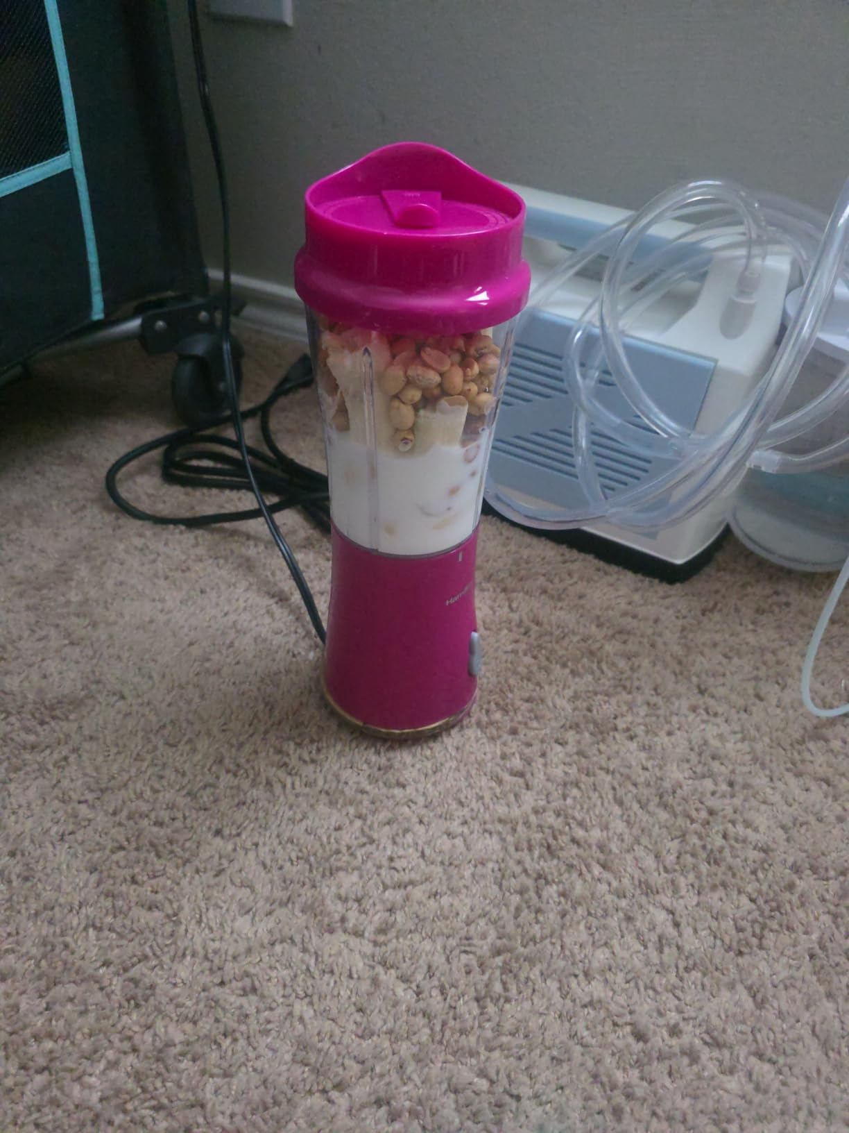 Hamilton Beach Portable Blender for Smoothies With 14 oz. Travel Jar customer photo 2