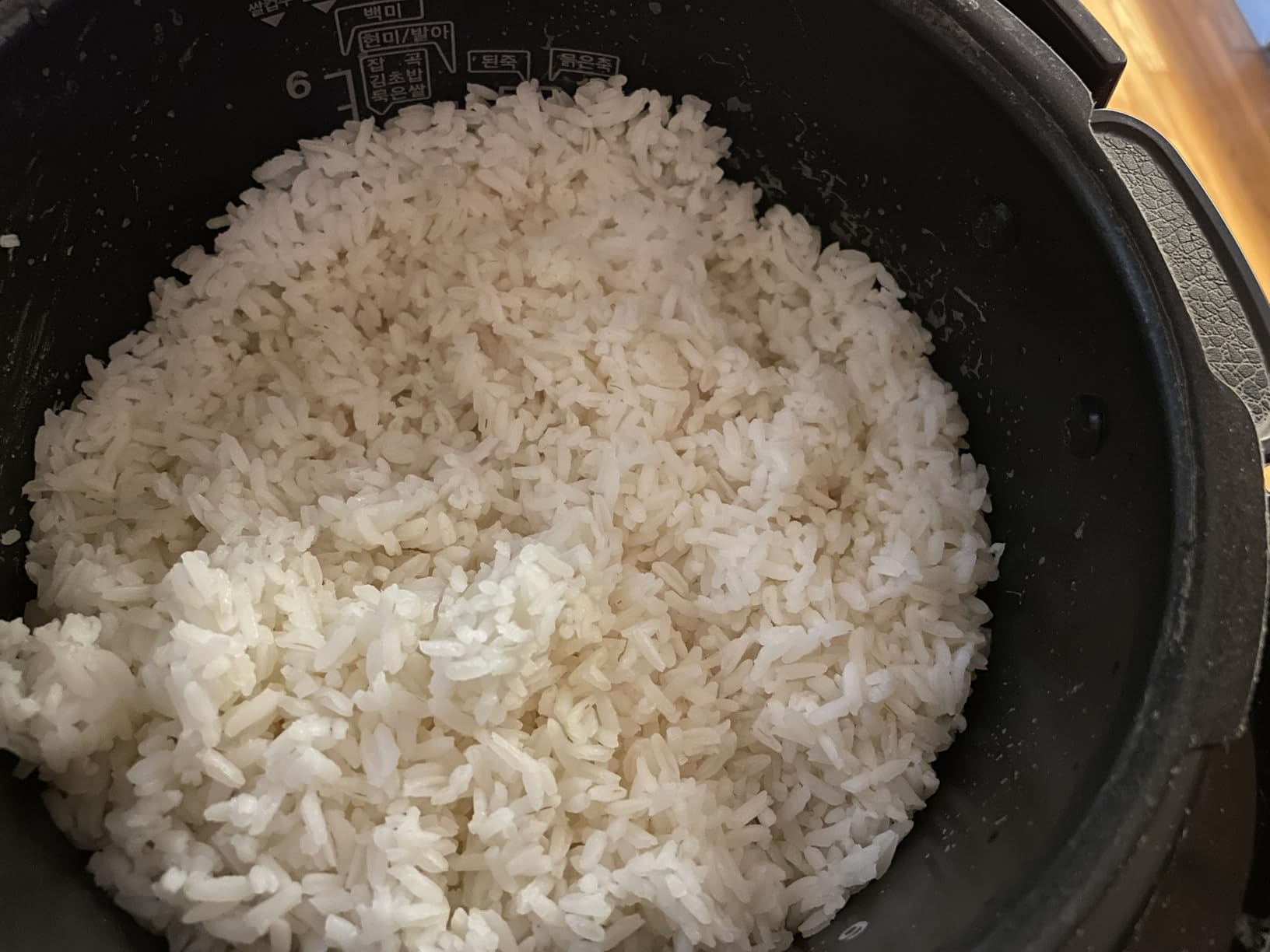 Cuckoo CRP-P0609S High Pressure Rice Cooker 6-Cup with Nonstick Inner Pot, 12 Menu Options, Black customer photo 1