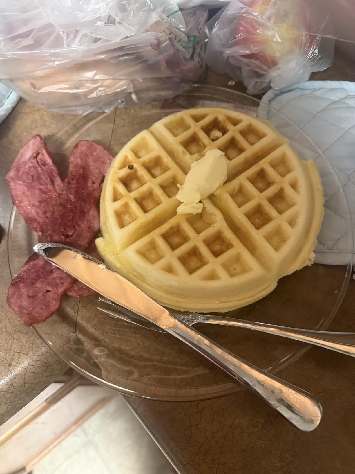 Chefman Rotating Belgian Waffle Maker, 180° Flip Iron w/ Non-Stick Plates, Adjustable Timer, Locking Lid, & Drip Plate, Space Saving Storage, Mess-Free Breakfast, Stainless Steel/Black customer photo 2