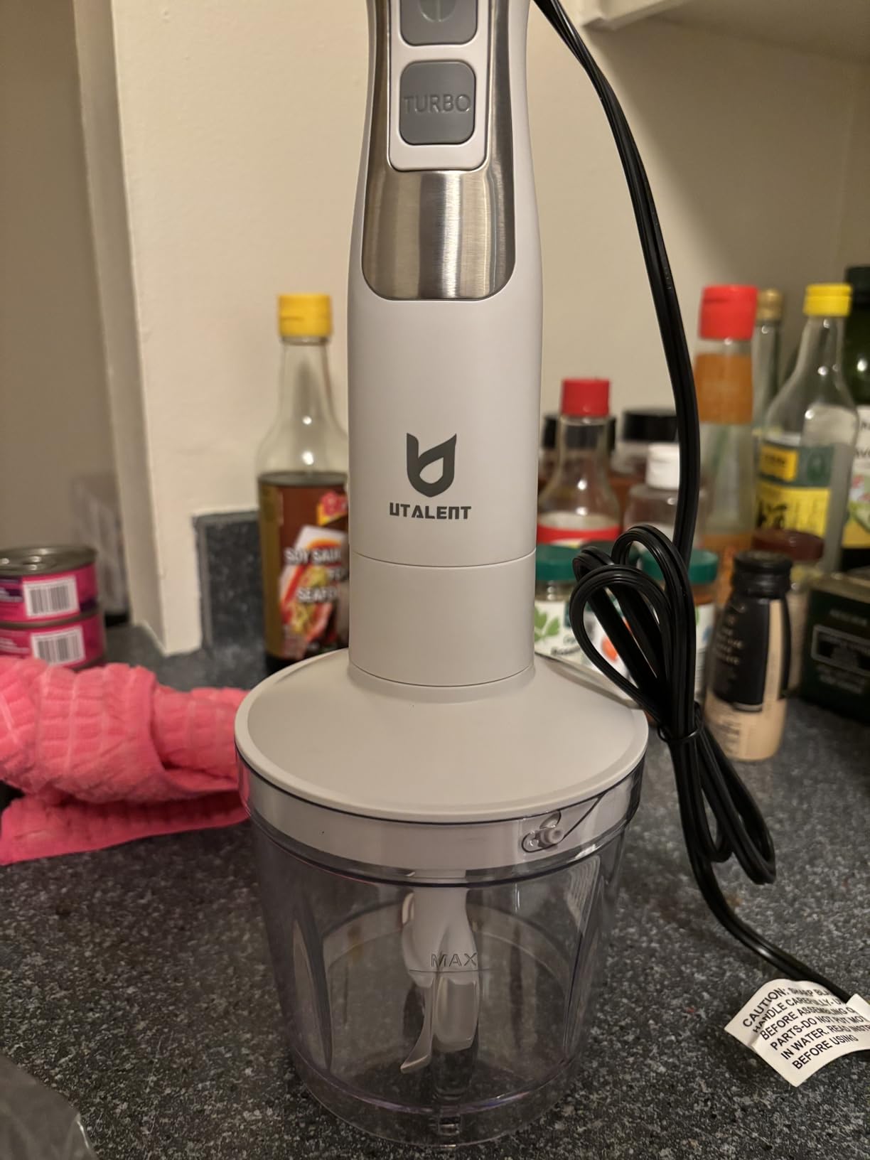 Immersion Hand Blender, UTALENT 5-in-1 8-Speed Immersion Blender with 500ml Food Grinder, 600ml Container, Milk Frother, Egg Whisk, Puree Infant Food, Smoothies, Sauces and Soups - White customer photo 1
