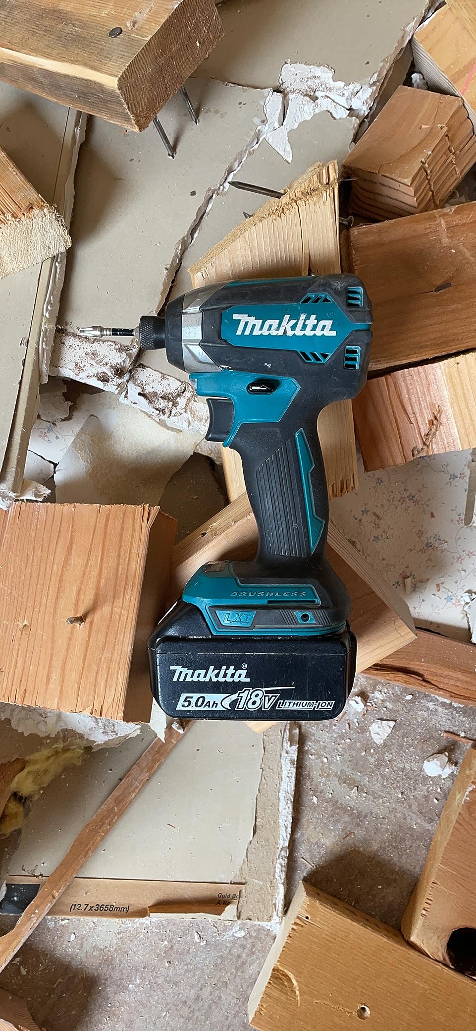 Makita XT269T 18V LXT Lithium-Ion Brushless 2-Pc. Combo Kit (5.0Ah) customer photo 2