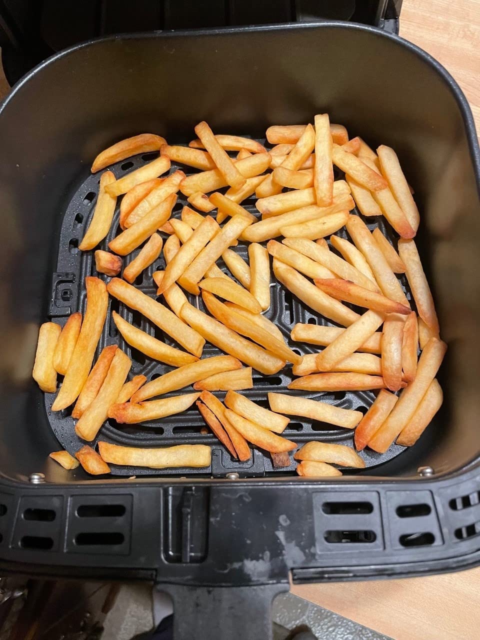 Instant Pot 10QT Air Fryer, 7-in-1 Functions with EvenCrisp Technology that Crisps, Broils, Bakes, Roasts, Dehydrates, Reheats & Rotisseries, Includes over 100 In-App Recipes, Stainless Steel customer photo 2