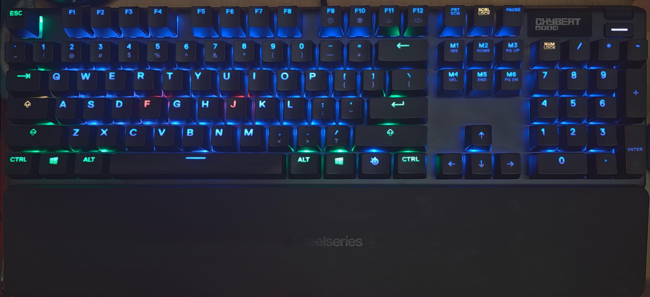 SteelSeries USB Apex 5 Hybrid Mechanical Gaming Keyboard - Per-Key RGB Illumination - Aircraft Grade Aluminum Alloy Frame - OLED Smart Display customer photo 1