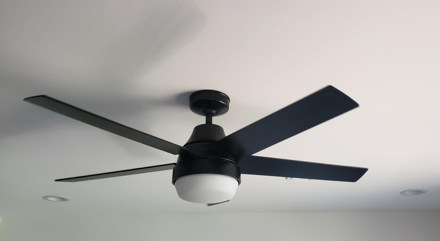 Hunter 52 inch Indoor Ceiling Fan with LED Light and Remote Control - Black Modern Smart Ceiling Fan, Standard Mount, 5 Blades, For Bedroom, Living Room, or Kitchen, Quiet- Aerodyne 51314, Matte Black customer photo 1