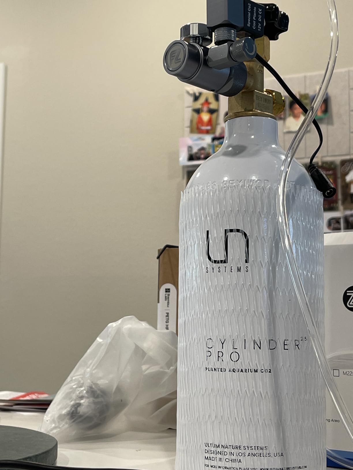 Ultum Nature Systems CO2 Cylinder Pro for Planted Aquariums - CO2 Tank with On/Off Valve, Aluminum CO2 Canister for Aquarium Plants - Tank for Fishtank CO2 & Aquarium Accessories - (24 oz) customer photo 1