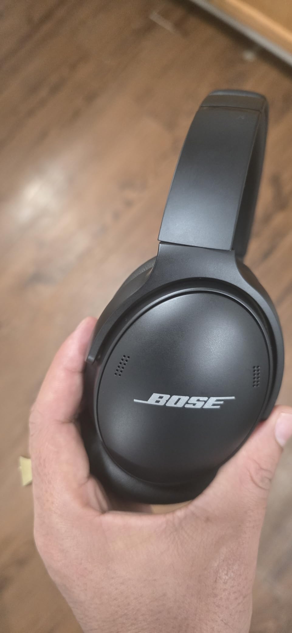 QuietComfort 45 SE Noise Cancelling Over-the-Ear Headphones customer photo 2