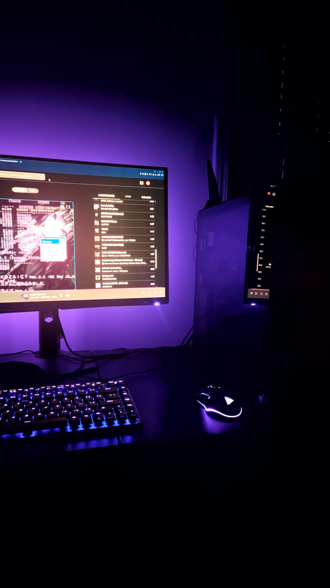 Alienware AW2725DF OLED Gaming Monitor - 26.7-inch Quantom-Dot WQHD (2560x1440) 360Hz 0.03Ms Display, AMD FreeSync Premium Pro, HDMI/DP/USB 3.2 Gen1, Height/Tilt/Swivel/Pivot Adjustability - Black customer photo 1