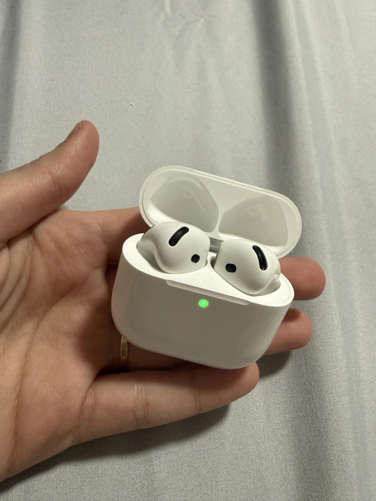 Apple AirPods 4 Wireless Earbuds, Bluetooth Headphones, Personalized Spatial Audio, Sweat and Water Resistant, USB-C Charging Case, H2 Chip, Up to 30 Hours of Battery Life, Effortless Setup for iPhone customer photo 2