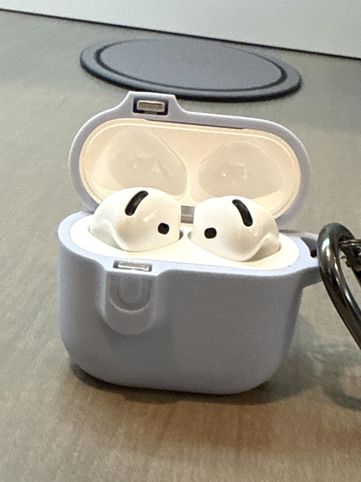 Apple AirPods 4 Wireless Earbuds, Bluetooth Headphones, with Active Noise Cancellation, Adaptive, Transparency Mode, Personalized Spatial Audio, USB-C Charging Case, Wireless Charging, H2 Chip customer photo 2
