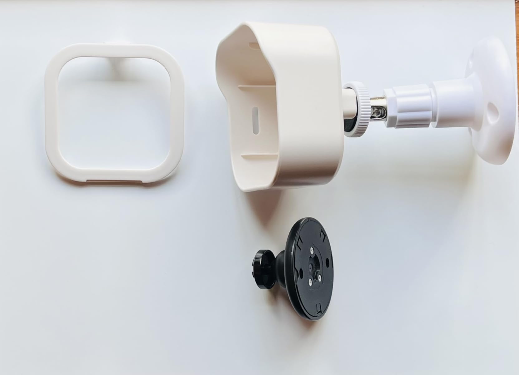 Blink Outdoor 4 - Wireless smart security camera, two-year battery life, 1080p HD day and infrared night live view, two-way talk. Sync Module Core included - 5 camera system customer photo 1