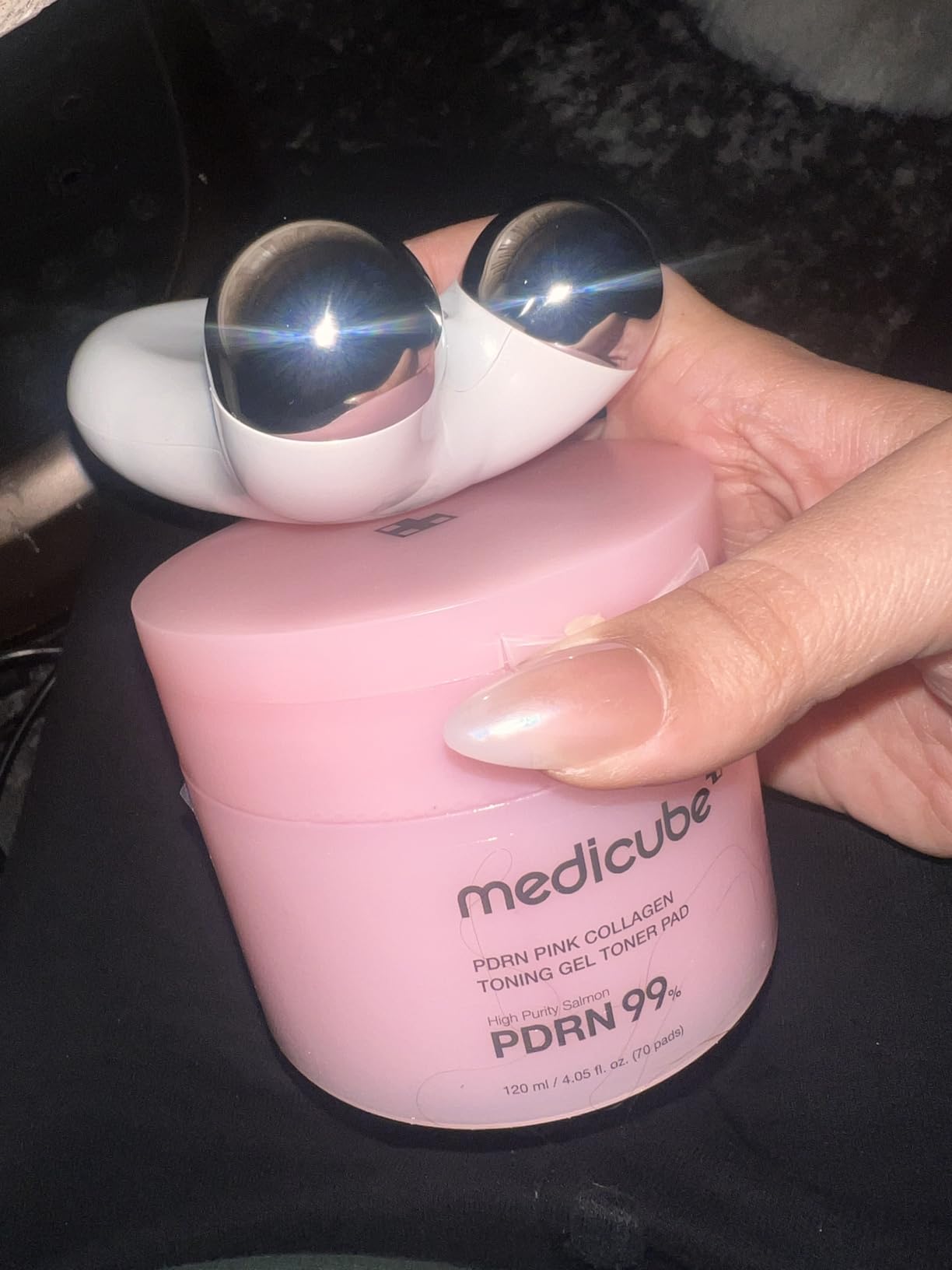 Microcurrent Facial Device, Latest Red Light Technology, Enhances The Ability to Lift The Face and Tighten The Skin, Facial Wrinkle Equipment, Smart Photon Micro-Current Device, Model:EP-300 customer photo 1