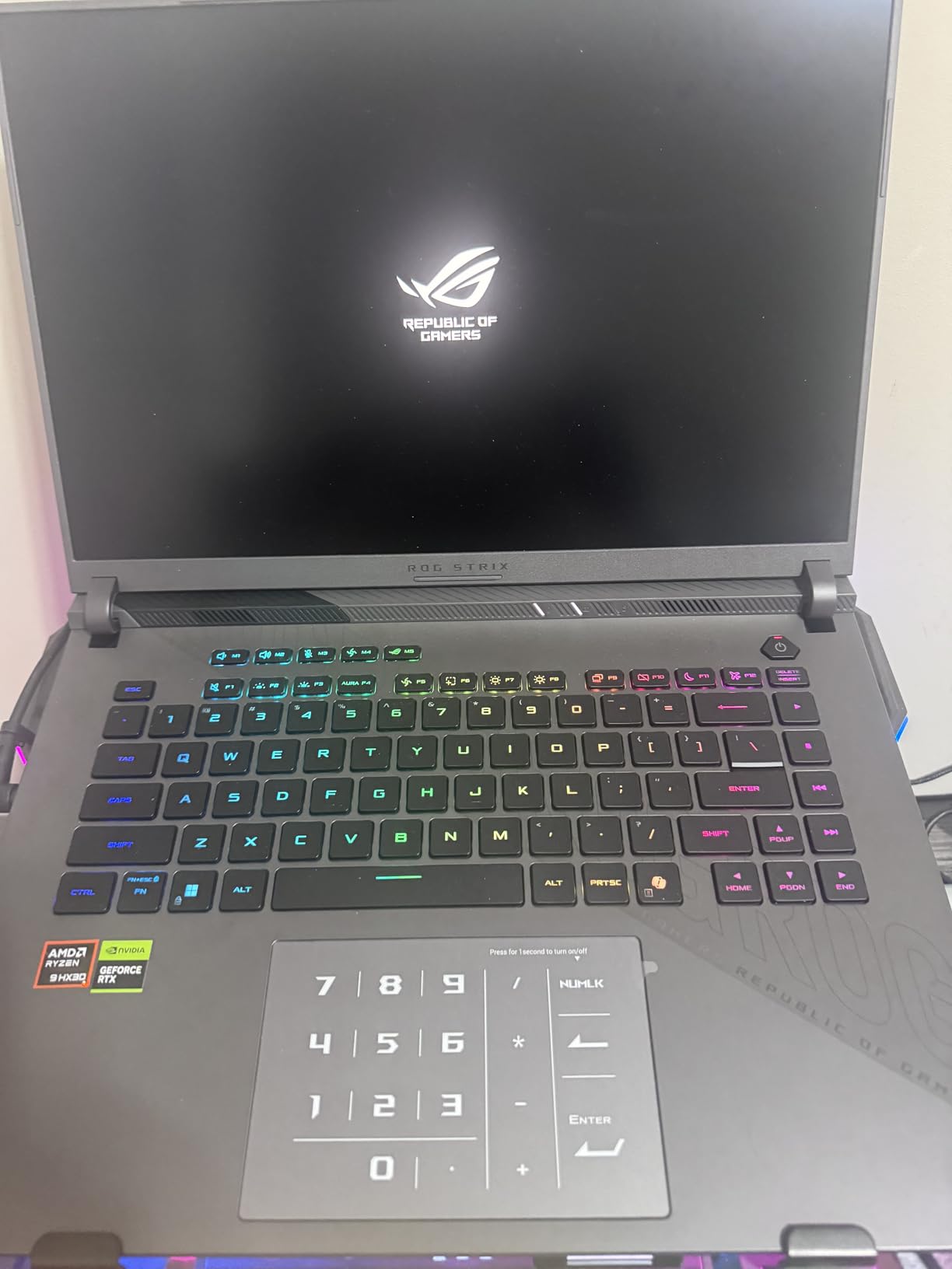 ASUS ROG Strix G16 (2025) Gaming Laptop, 16