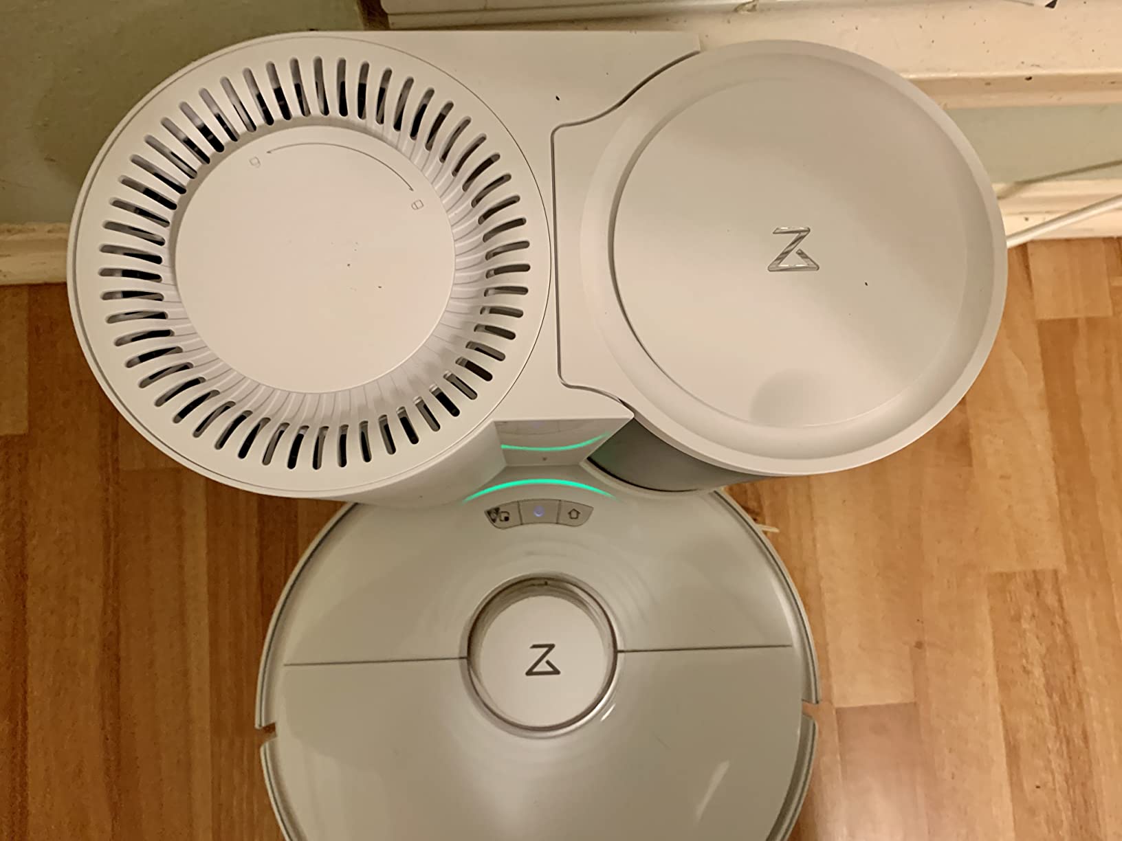 roborock Q10 S5+ Robot Vacuum and Mop, 10,000Pa Suction, Upgraded from Q8 max+, 70 Days Self-Emptying, Obstacle Avoidance, Sonic Mopping, Dual Anti-Tangle Design, Auto Mop Lifting, Black customer photo 1