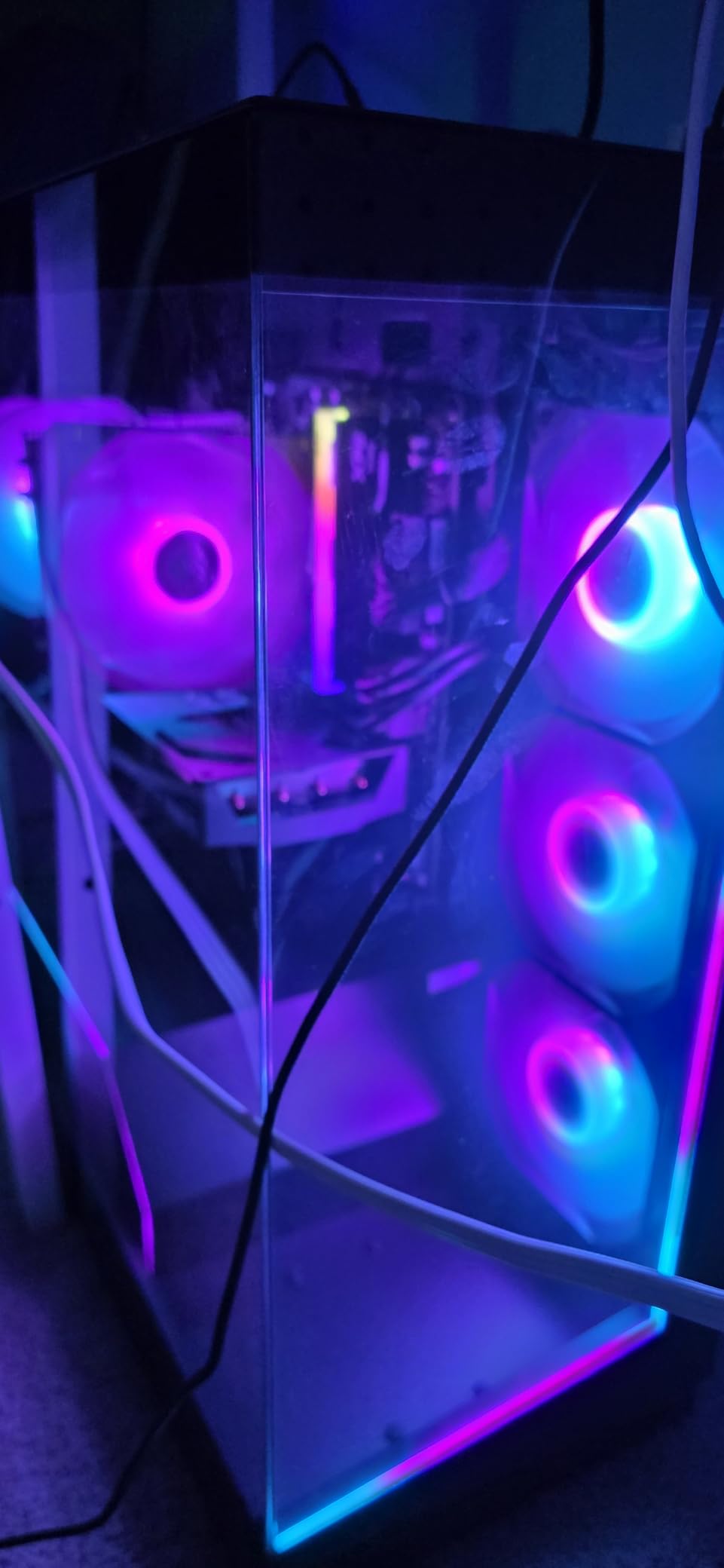 CyberPowerPC Gaming PC, AMD Ryzen 7 8700F, GeForce RTX 5060 Ti 8GB | Gamer Master, 16GB DDR5, 1TB PCIe 4.0 SSD, WiFi Ready & Windows 11 Home (GMA2900A3) customer photo 2
