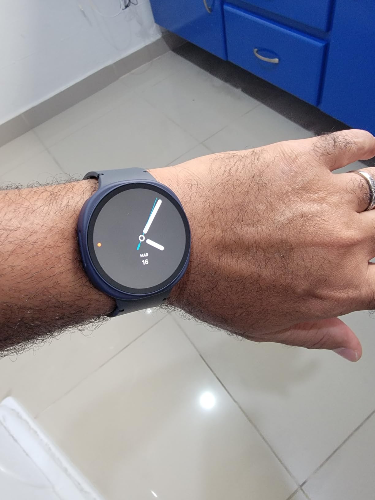 Samsung Galaxy Watch 8 (2025), Graphite, 44mm, Bluetooth Smartwatch customer photo 1