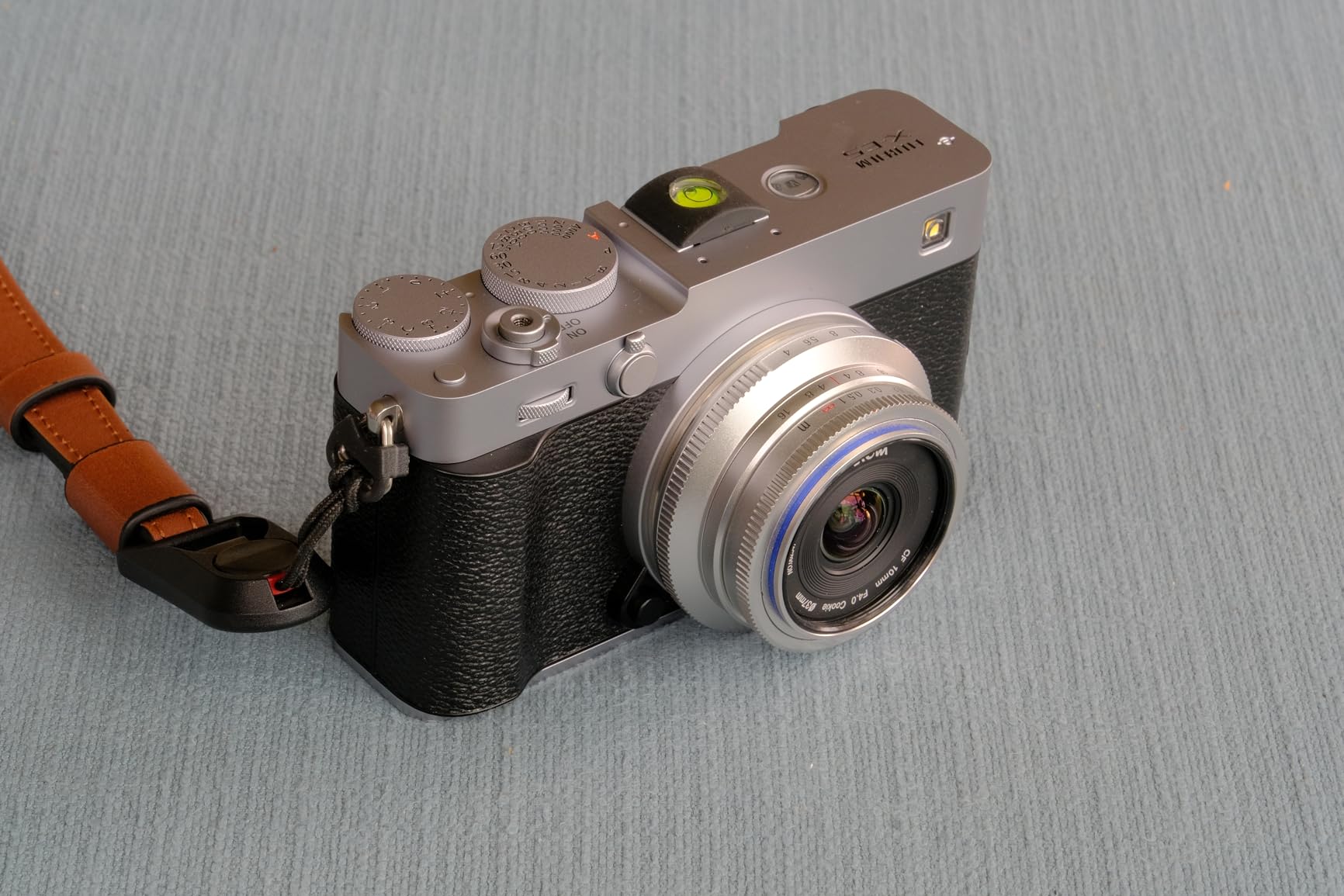 Fujifilm X-E5 Mirrorless Digital Camera XF23mmF2.8 Lens Kit - Silver customer photo 1