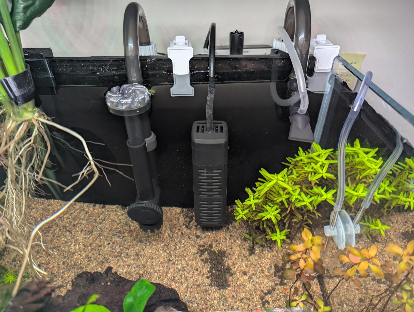 Quiet Hang On Back Aquarium Filter 5-30 Gallon Small Fish Tank Canister Filter with Surface Skimmer Spray Bar 3 Floss Pads Bio Filter Media Adjustable Flow, Easy Water Change 132 GPH customer photo 1