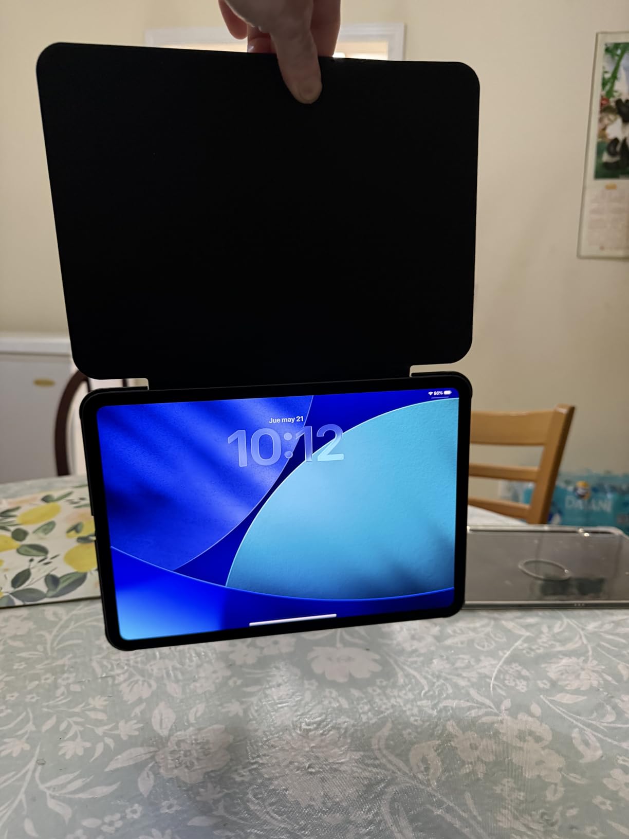 Apple iPad Pro 11-inch (M5): Ultra Retina XDR Display, 256GB, Landscape 12MP Front Camera/12MP Back Camera, LiDAR Scanner, Wi-Fi 7 with Apple N1, Face ID, All-Day Battery Life — Space Black customer photo 1
