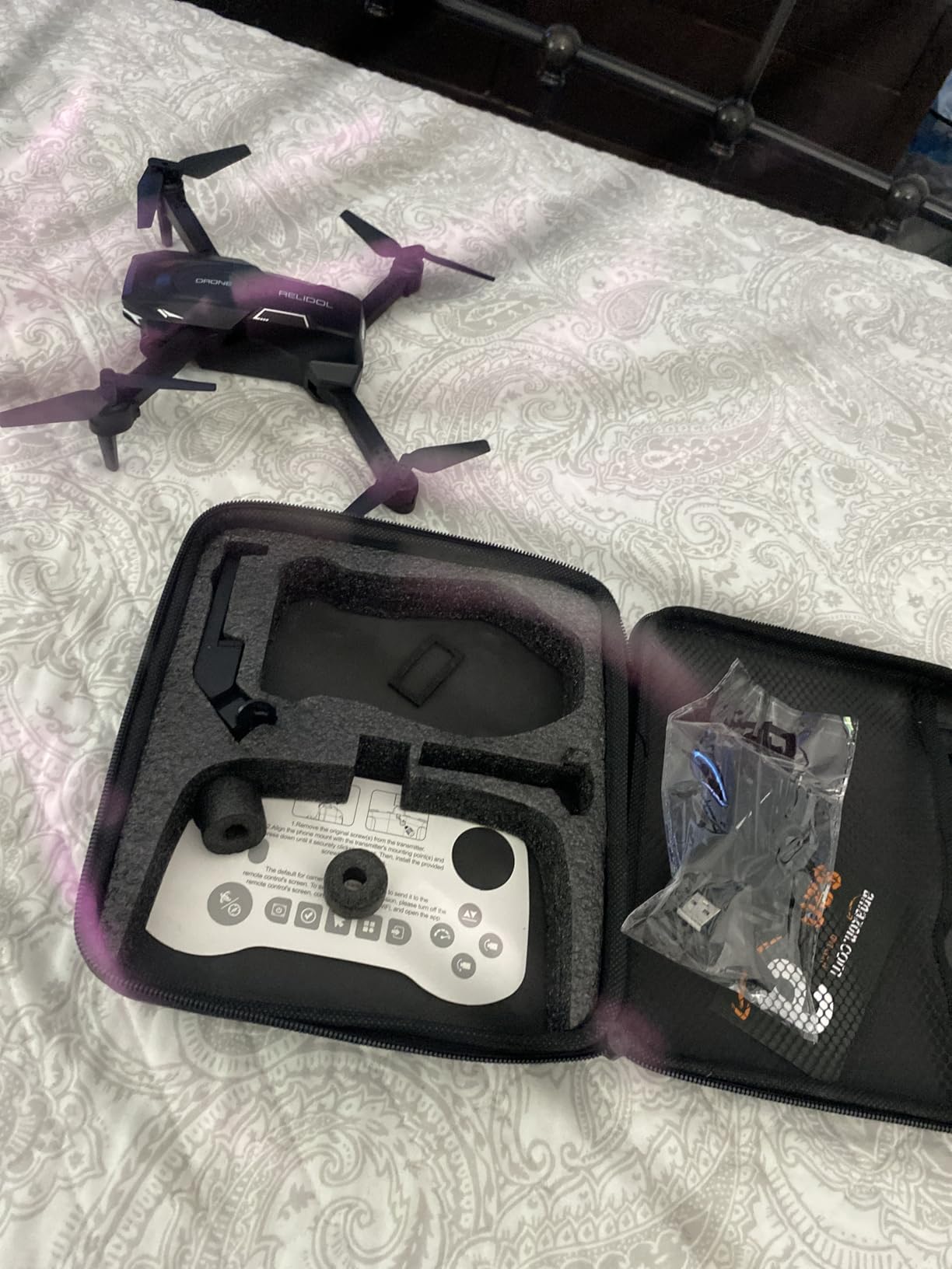 Drone with Camera - Drone with Screen on Controller for Beginners, Foldable Remote Control Quadcopter with Gesture Control, 3D Flip, One Key Start, Emergency Stop, 2 Batteries, Easier to use customer photo 2