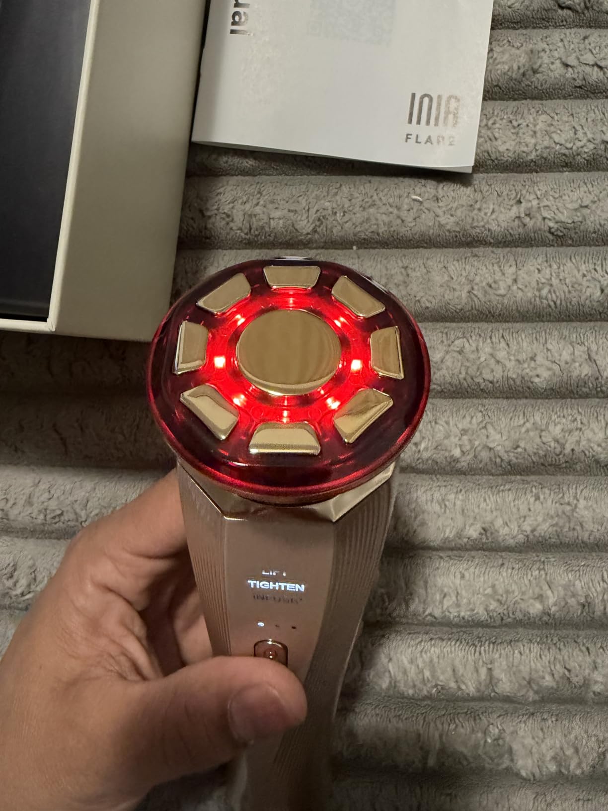 INIA Flare 3-in-1 Microcurrent Facial Device Red Light Therapy for Face and Neck Massager Tool with Heat & Vibration for Skincare Puffiness, Firming, Smoothing customer photo 2
