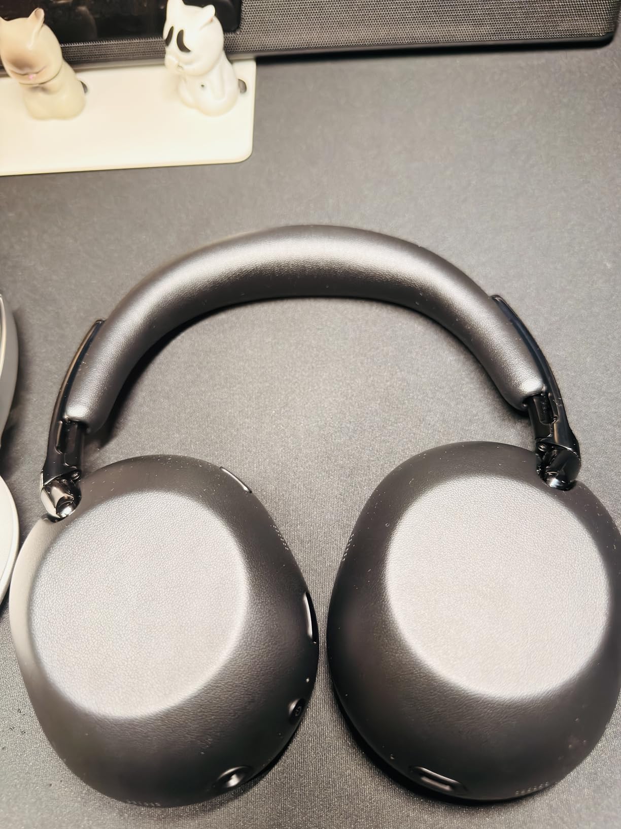 1000X THE COLLEXION Wireless Noise Cancelling Headphones, Luxury Comfort with Curated Materials, HD NC Processor QN3, 12 Microphones, Spatial Audio, Mastered by Engineers, 24-Hour Battery, Black customer photo 1