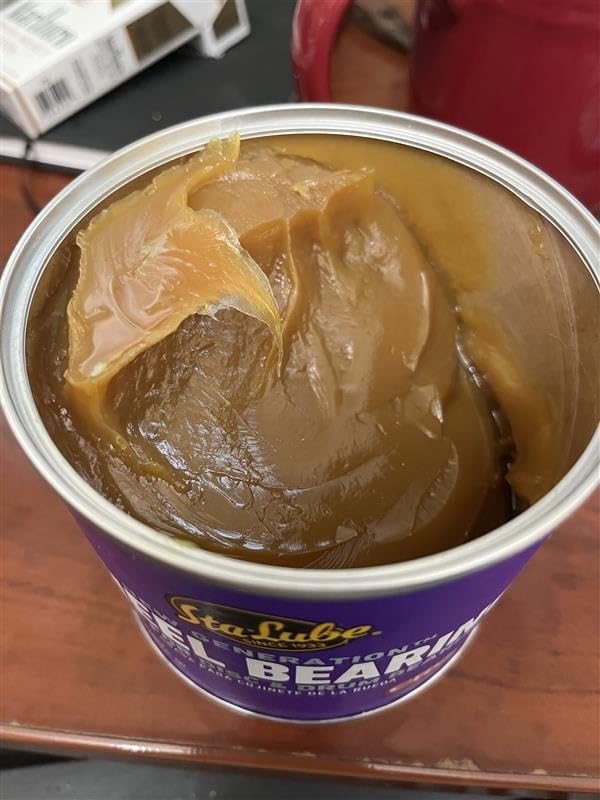 Sta-Lube SL3111 New Generation Wheel Bearing Grease for Disc and Drum Brakes - 14 wt. oz. customer photo 2