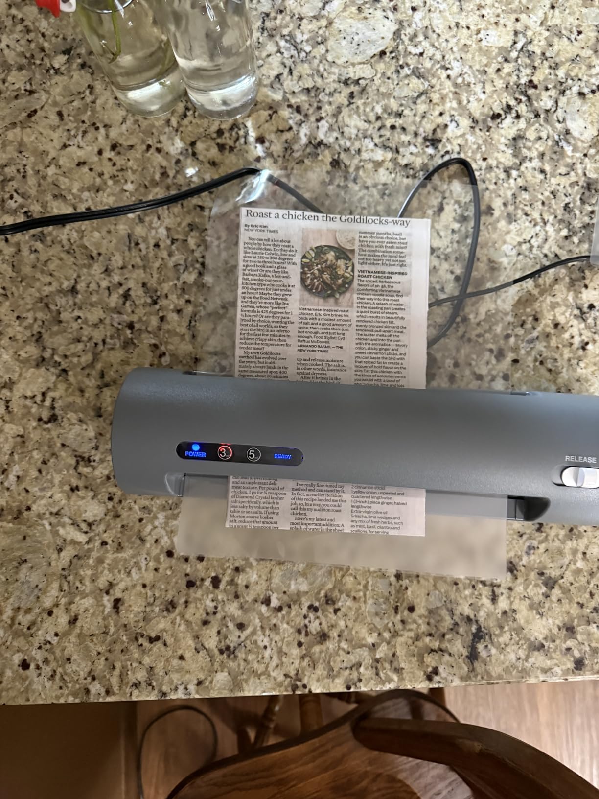 Scotch Thermal Laminator, 2 Roller System for a Professional Finish, Use for Home, Office or School, Suitable for use with Photos (TL901X) customer photo 2
