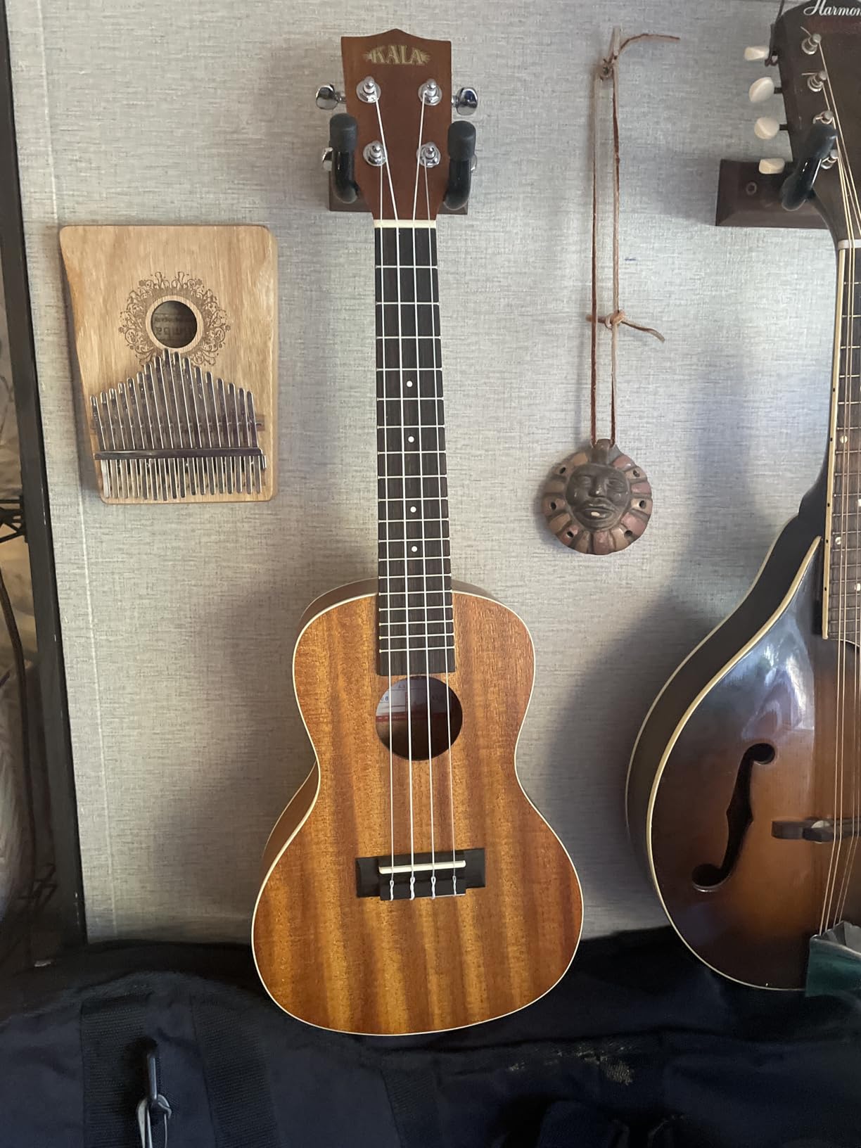Kala KA-C Satin Mahogany Concert Ukulele customer photo 2