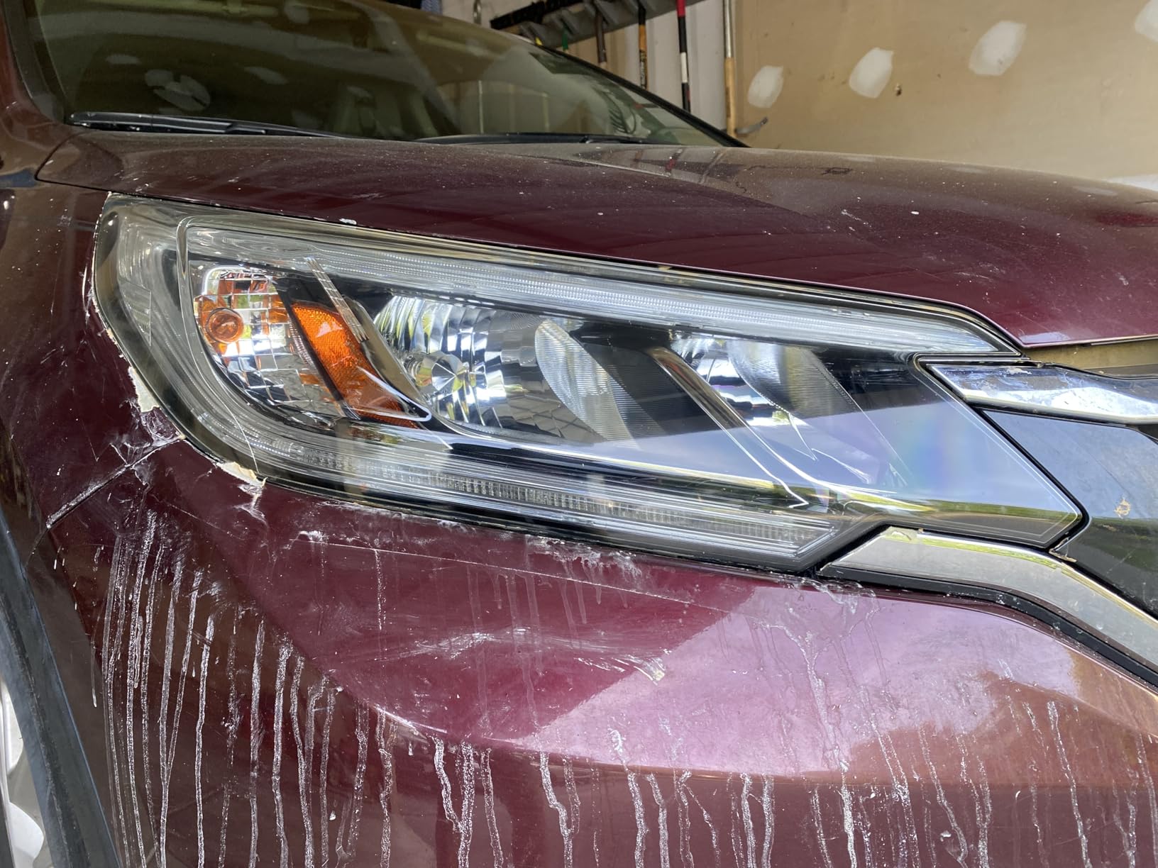 SYLVANIA Headlight Restoration Kit, Restores to Like-New Condition | Keeps Headlights Clear and Like-New with a Durable, Long-Lasting UV-Protective Coating for Easy At-Home Use customer photo 1