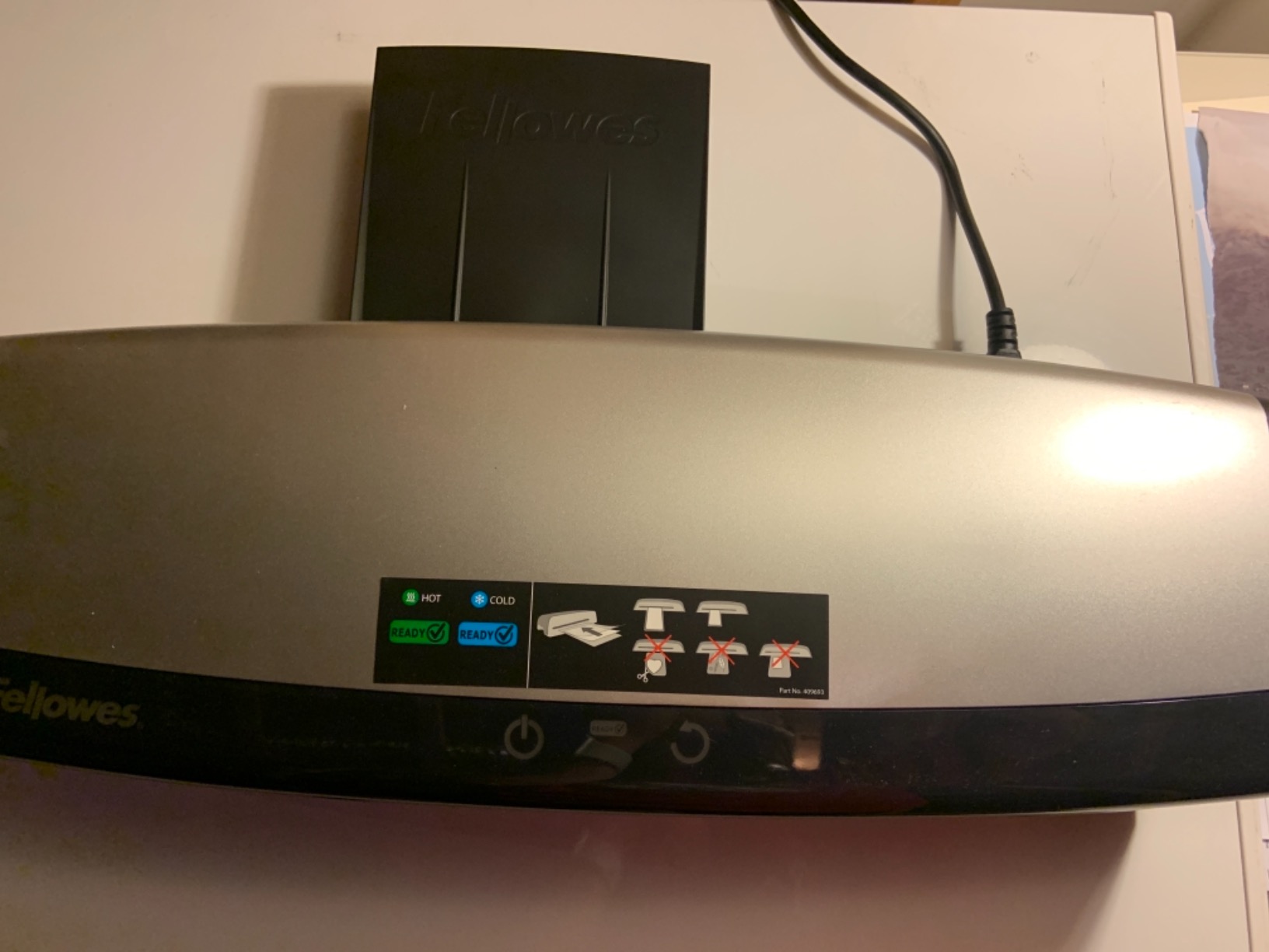 Fellowes Jupiter 2 125 Thermal Laminator, Rapid 60-Second Warm-Up, Includes 10 Pouches (5734101) customer photo 2