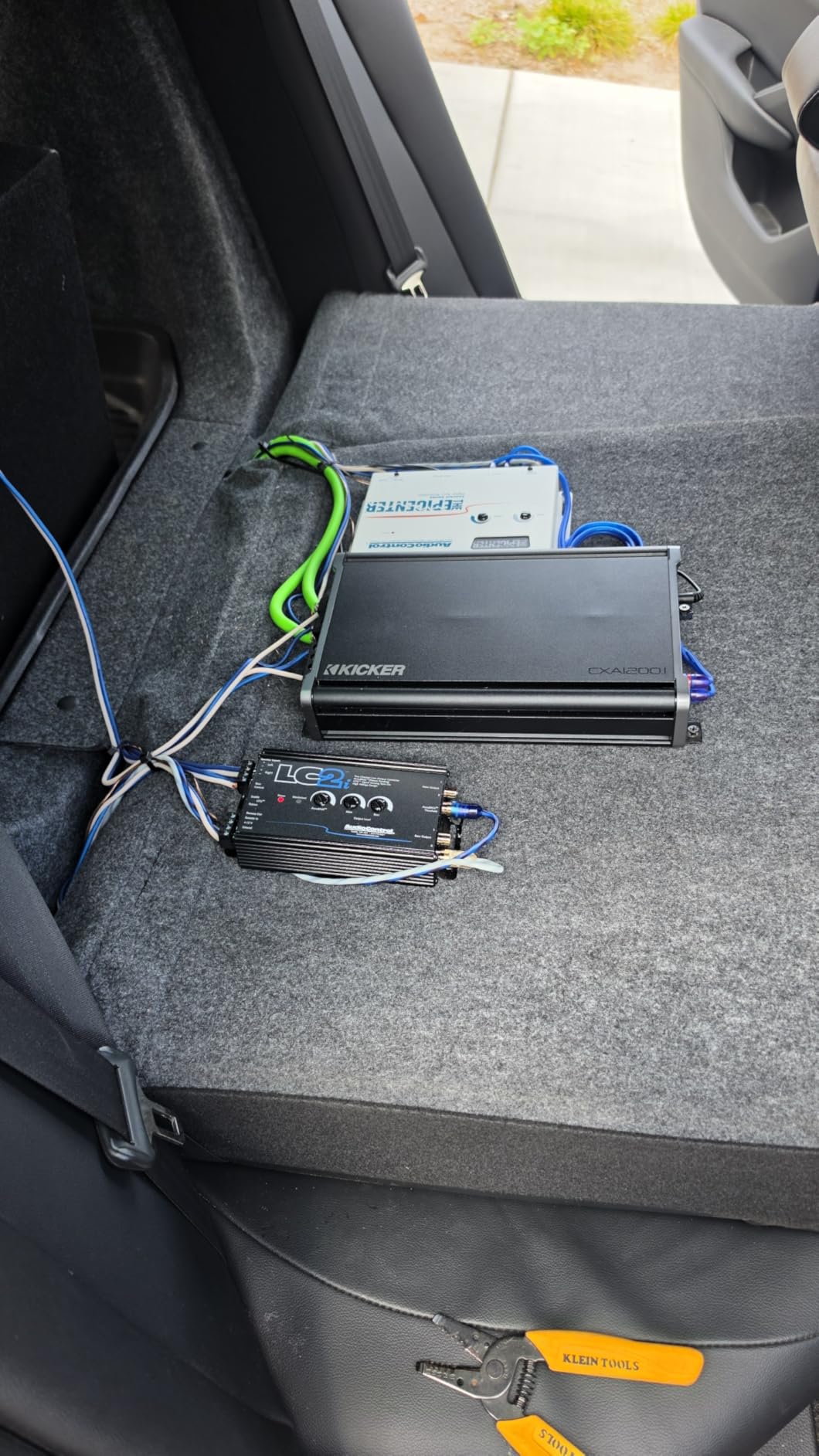 AudioControl LC2i 2-Channel Line Output Converter with AccuBASS for Adding Subwoofers, Amplifiers to Factory Car Audio Receiver Head Unit, Speaker Level to RCA Line Level Converter customer photo 2
