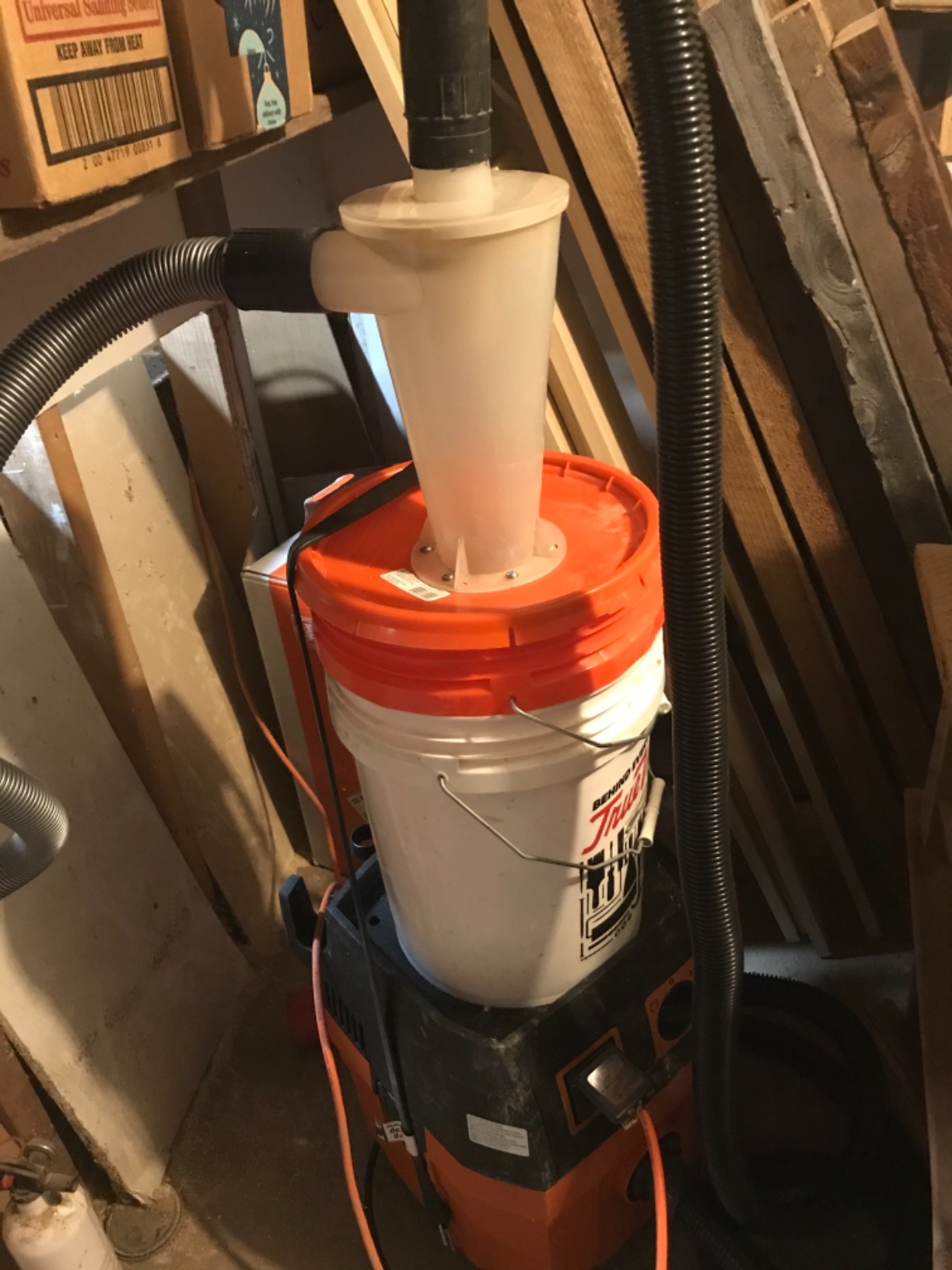 Fein Turbo I Wet/Dry Dust Extractor, Ultra-Quiet Vacuum - 5.8-Gallon Capacity, 151 CFM Suction, Anti-Static System, 13 ft Hose, 19 ft Cord, Includes Hose and Filter - 92035236090 customer photo 2