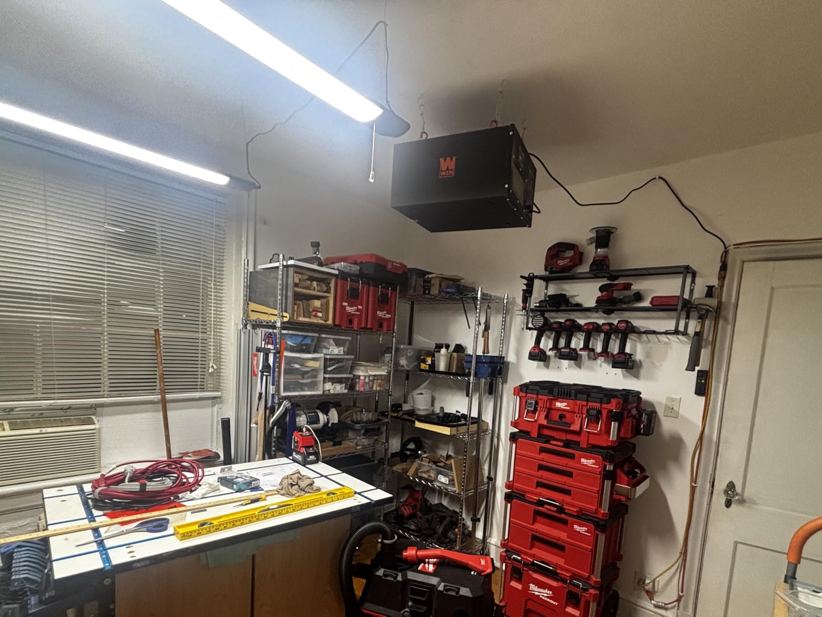 WEN 3410 3-Speed Remote-Controlled Air Filtration System (300/350/400 CFM), Basic w/ RF Remote (400 CFM) , Black customer photo 1