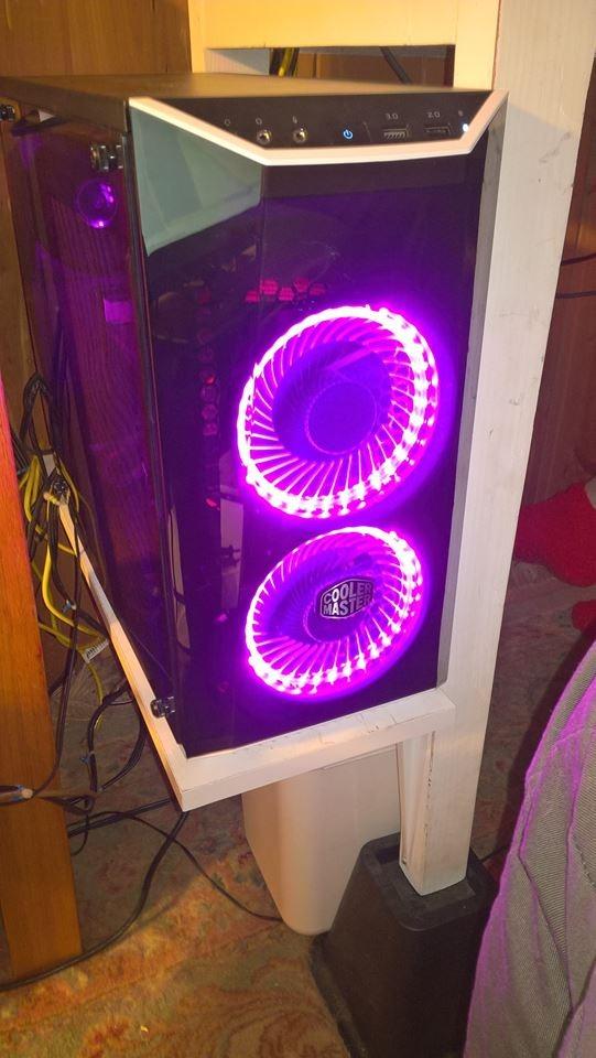 AMD FX-8300 Vishera 8-Core Socket AM3+ 95W Black Edition Desktop Processor FD8300WMHKBOX customer photo 1