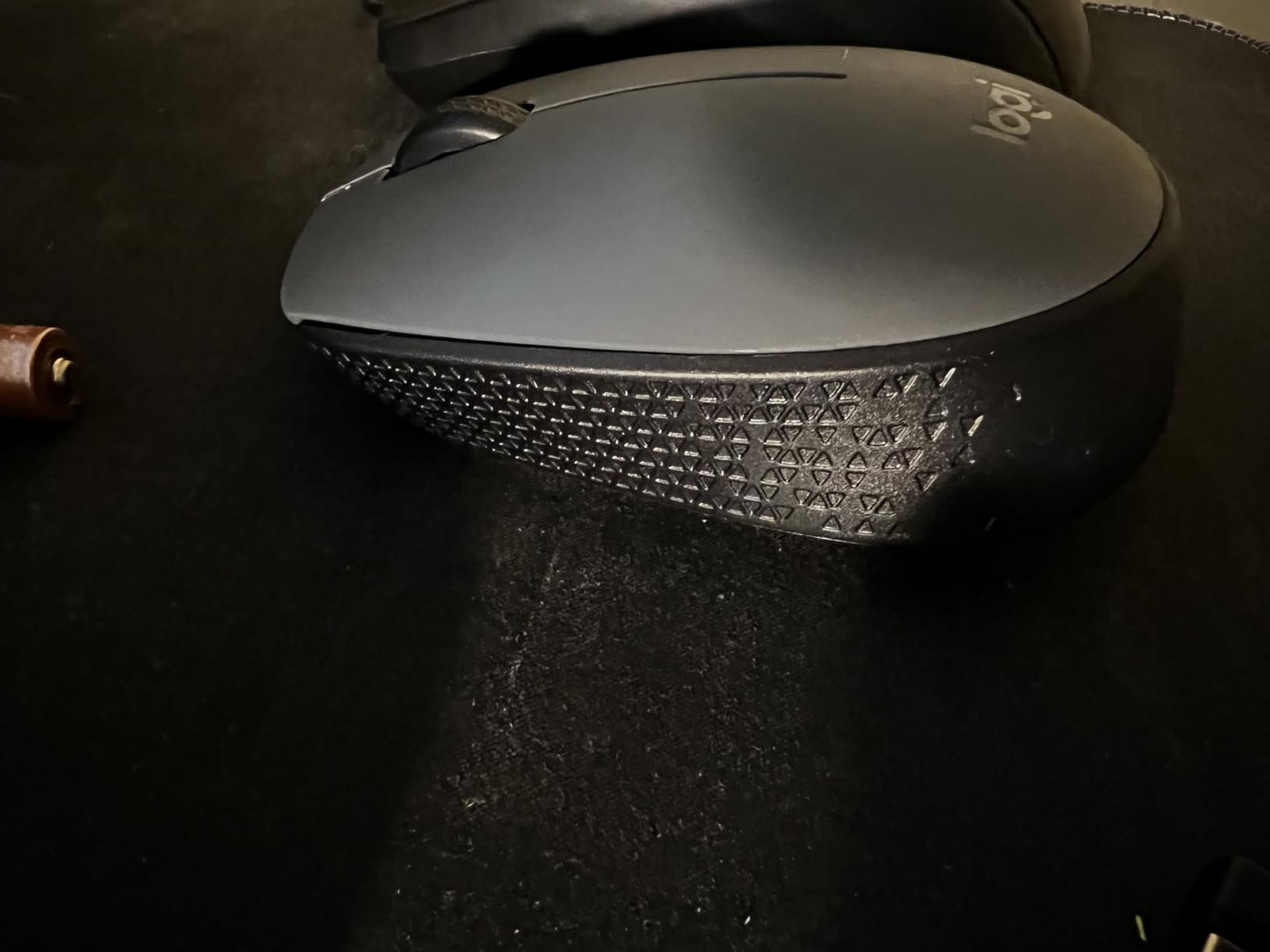Logitech MK235 Full Size Wireless Keyboard and Mouse Combo | Spill-resistant full size keyboard, compact ambidextrous M170 mouse, connect via included USB-A receiver, Windows/Chrome customer photo 2