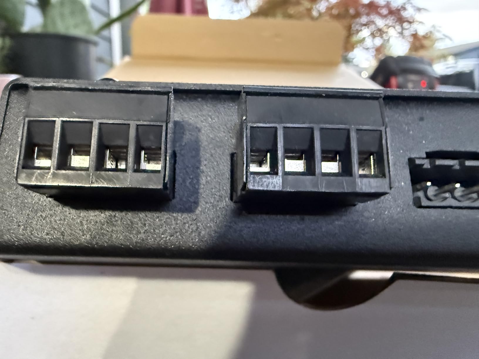 AudioControl LC6i Black 6 Channel Line Out Converter with Internal Summing customer photo 2