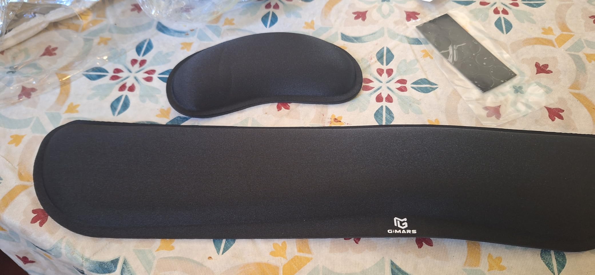 Gimars Upgrade Enlarge Silky and Superfine Fabric Gel Memory Foam Keyboard Wrist Rest Set, Ergonomic Keyboard Mouse Wrist Support for Typing Pain Relief, Comfort for Office, Gaming, Computer, Black customer photo 2
